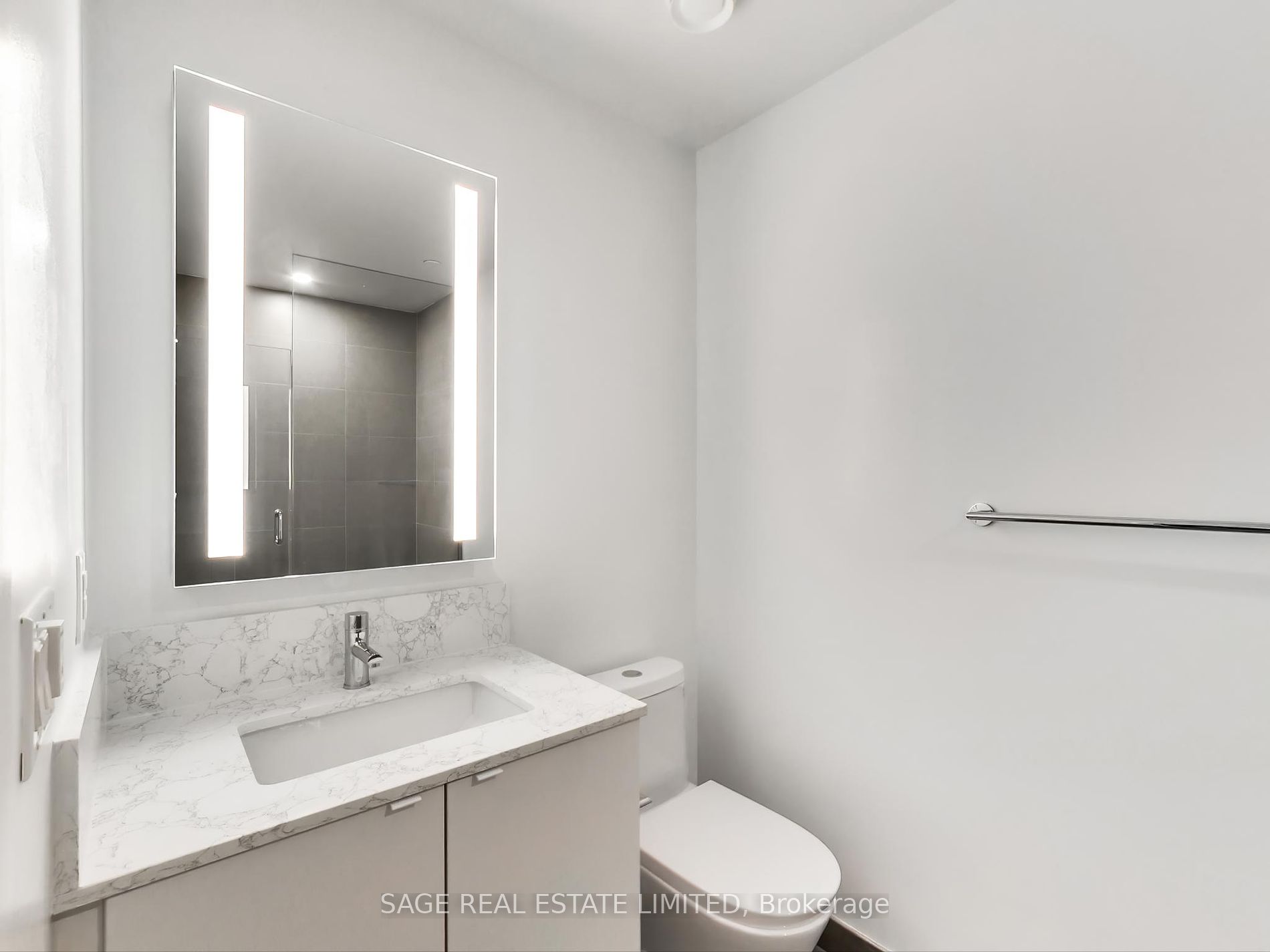 270 Dufferin St 24 Property Photo 3