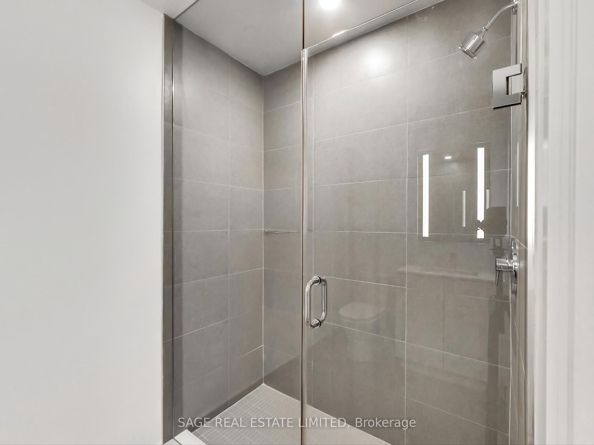 270 Dufferin St 24 Property Photo 4