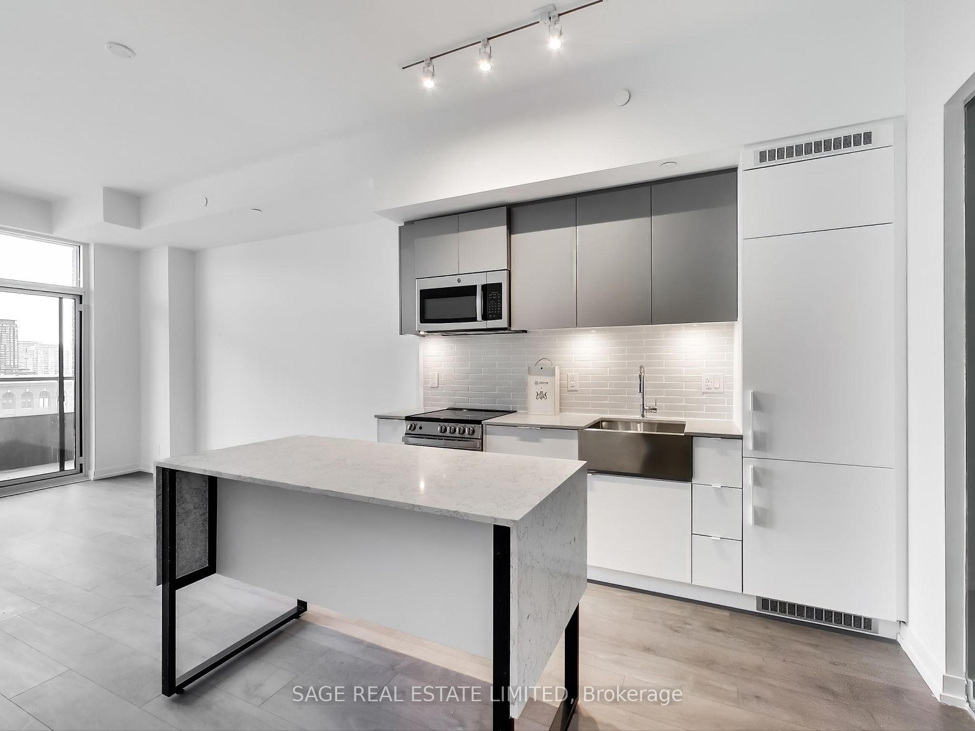 270 Dufferin St 24 Property Photo 6