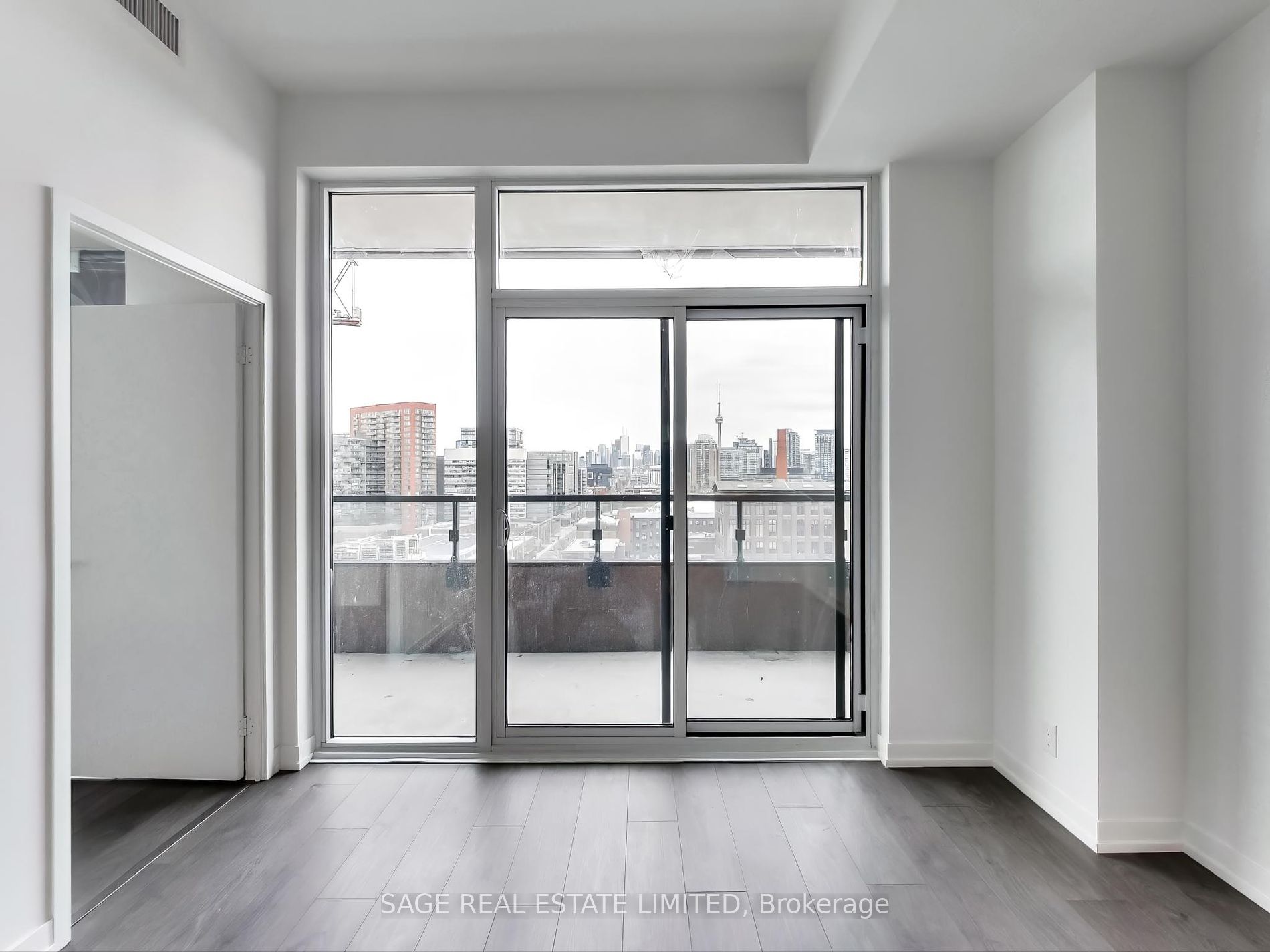 270 Dufferin St 24 Property Photo 13