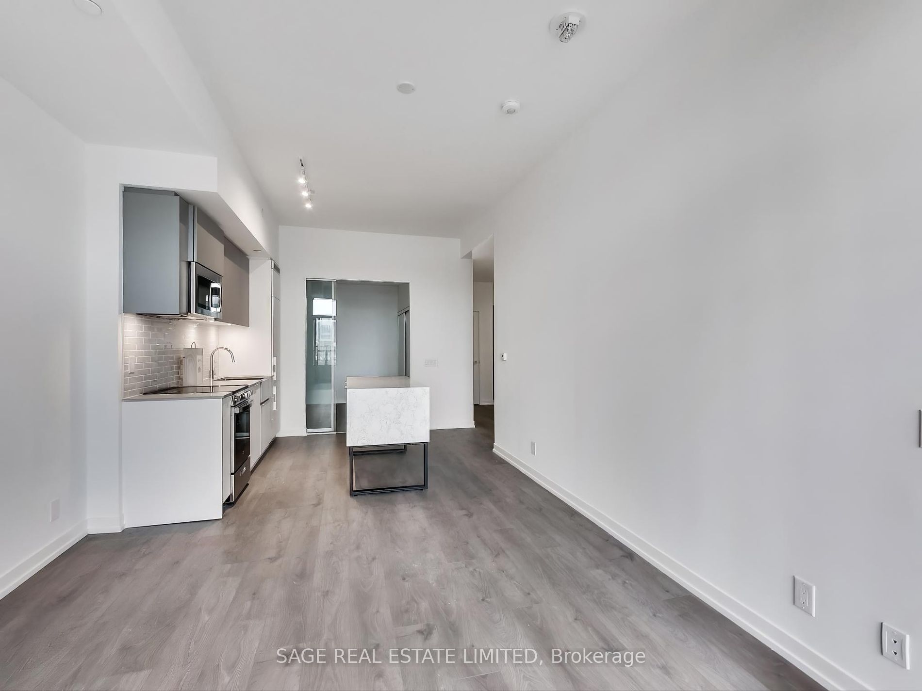 270 Dufferin St 24 Property Photo 14