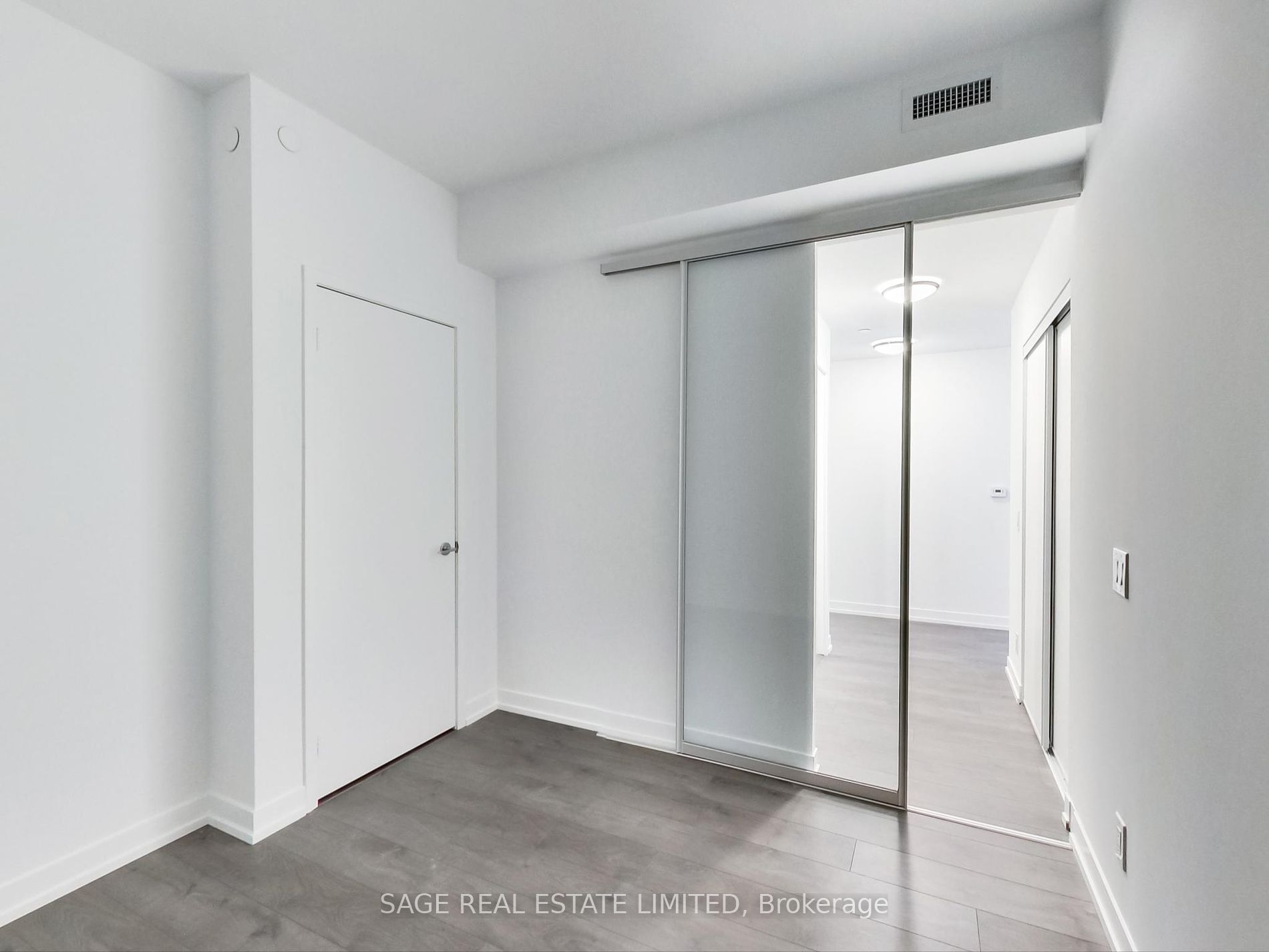 270 Dufferin St 11 Property Photo 7