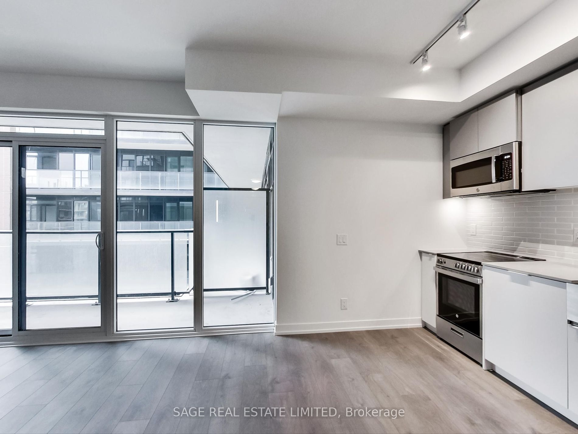 270 Dufferin St 11 Property Photo 11