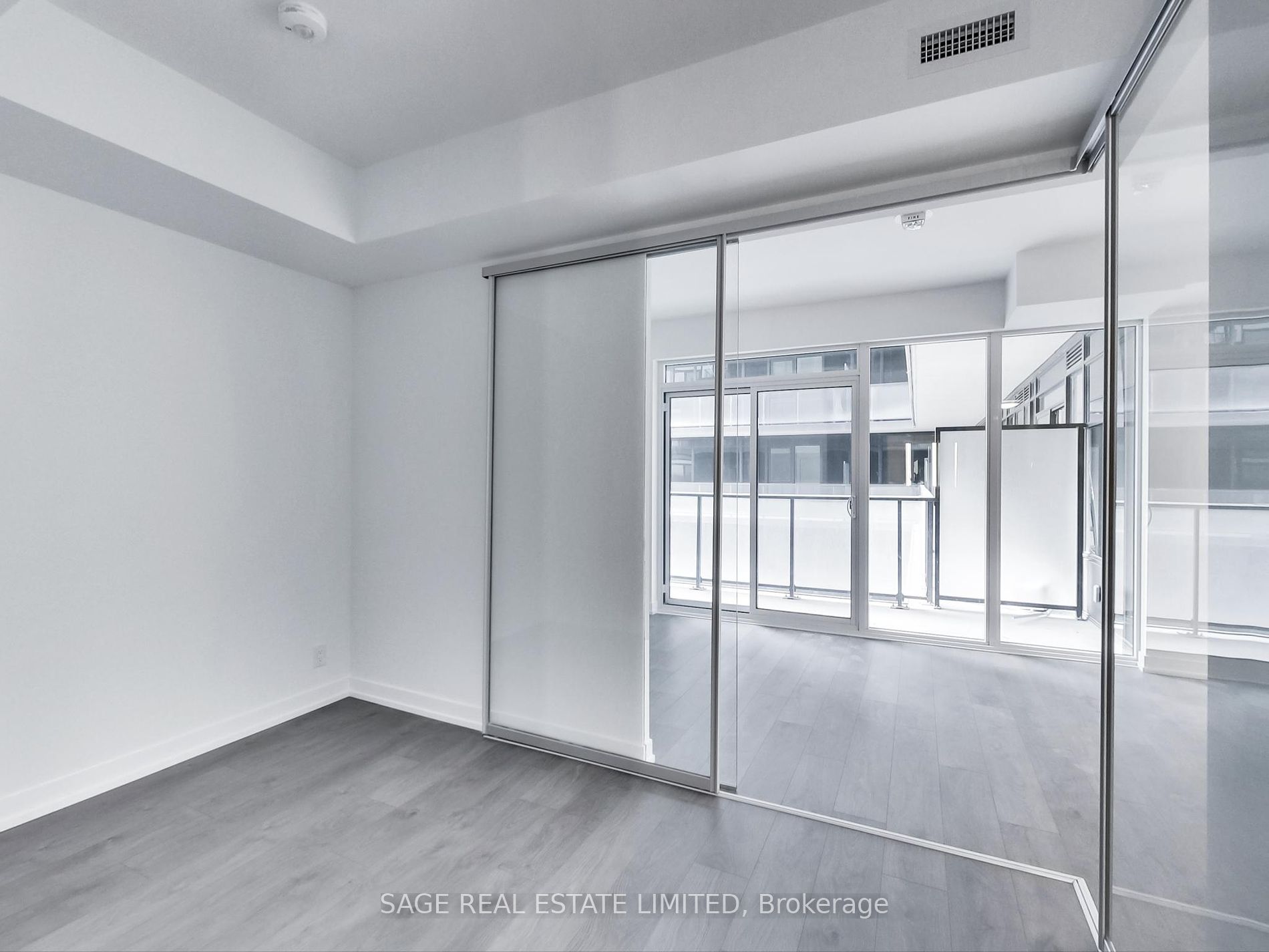 270 Dufferin St 11 Property Photo 28