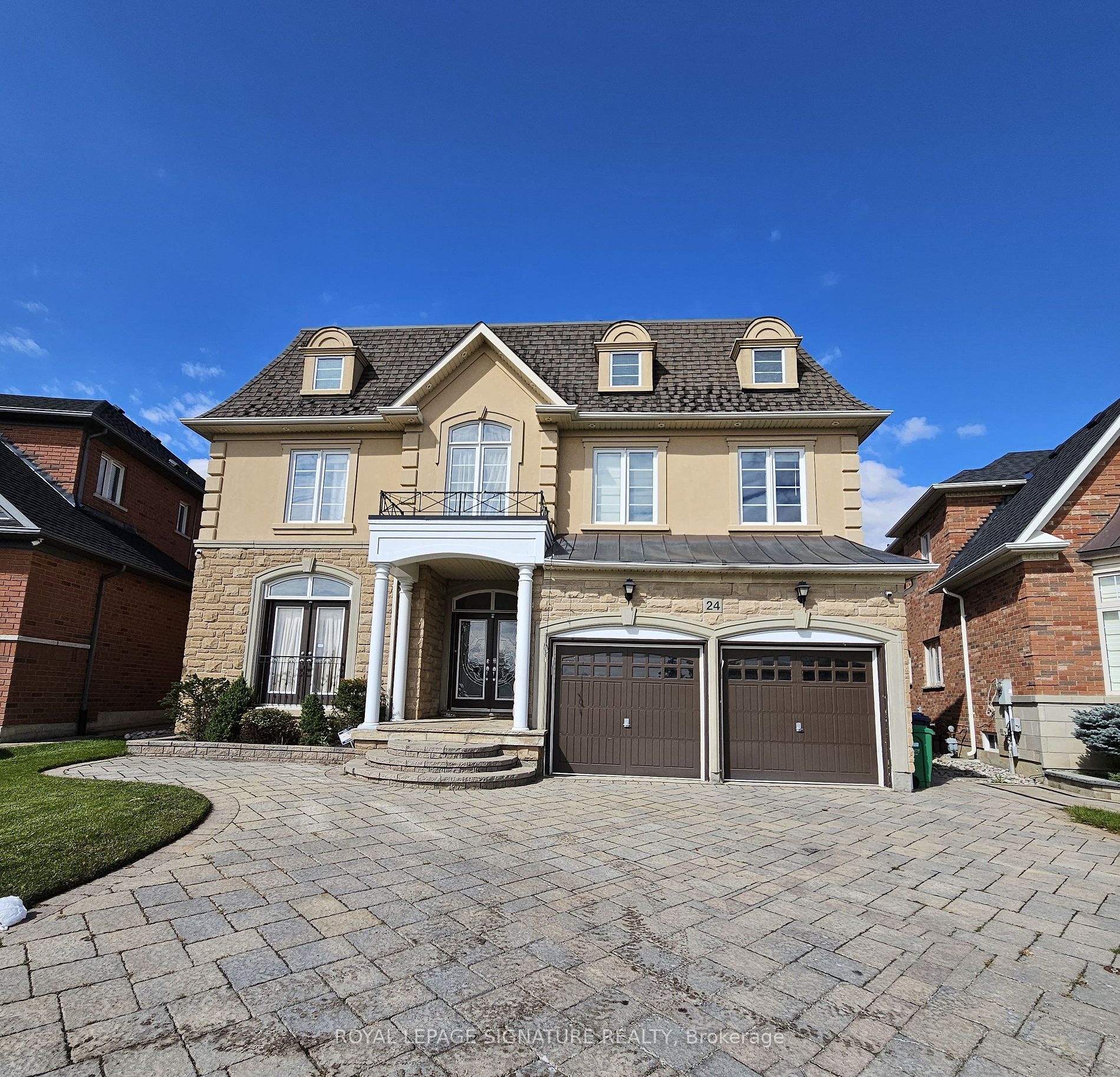 24 Mount Royal Circ Property Photo 17