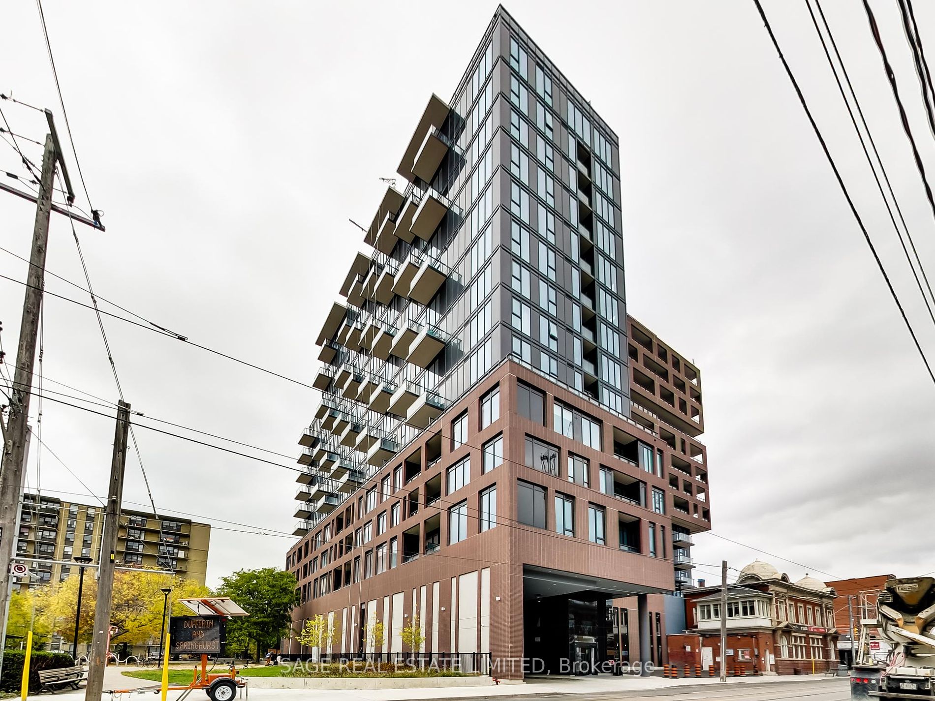 270 Dufferin St 27 Property Photo 1