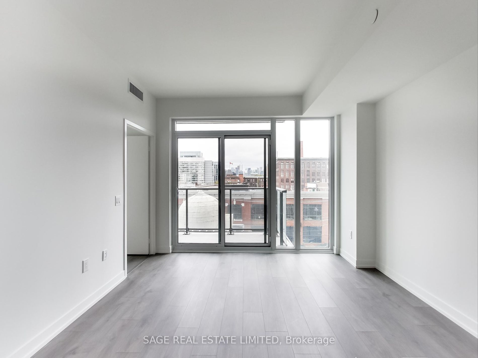 270 Dufferin St 27 Property Photo 8