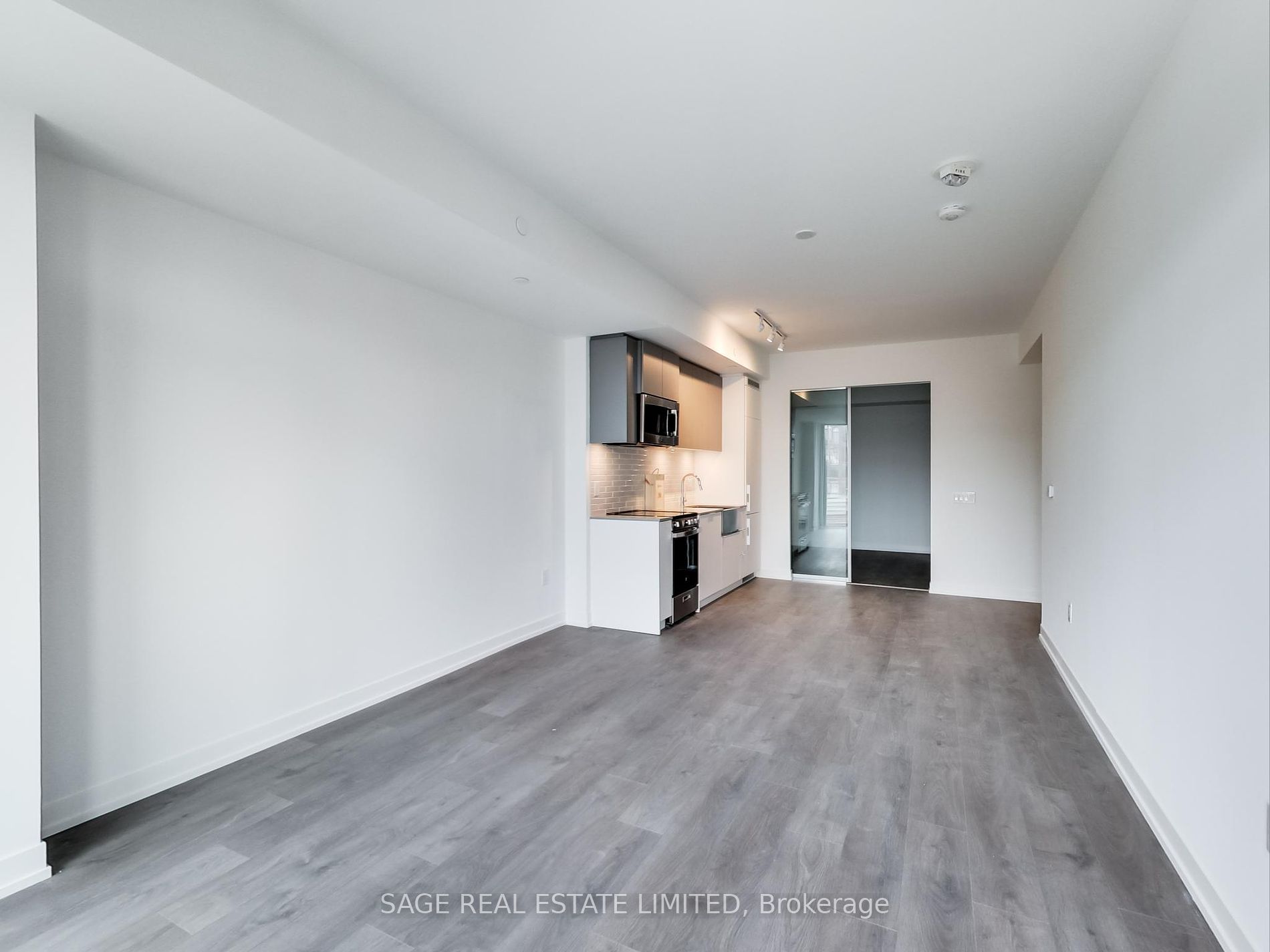 270 Dufferin St 27 Property Photo 10