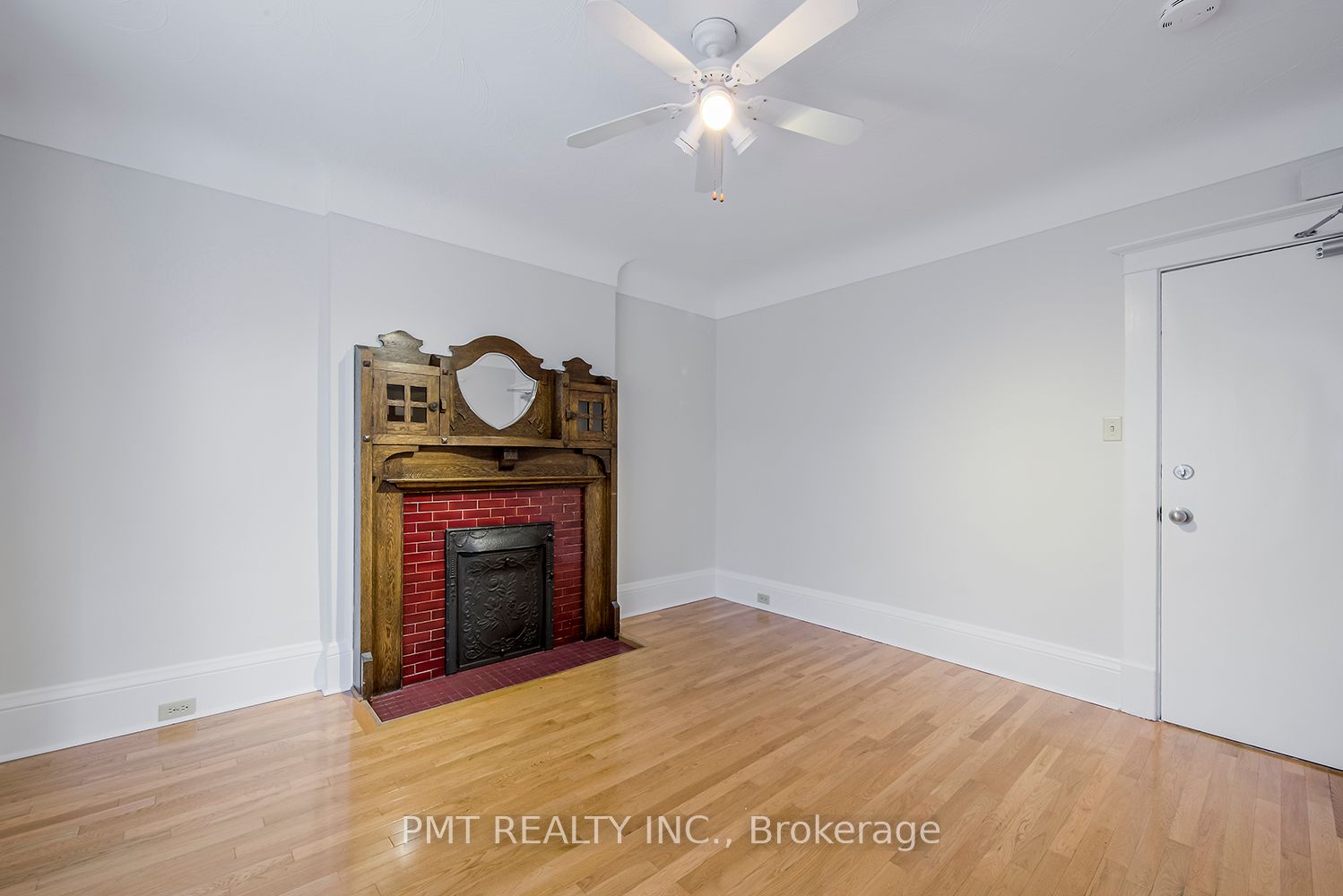 394 Sunnyside Ave Property Photo 11