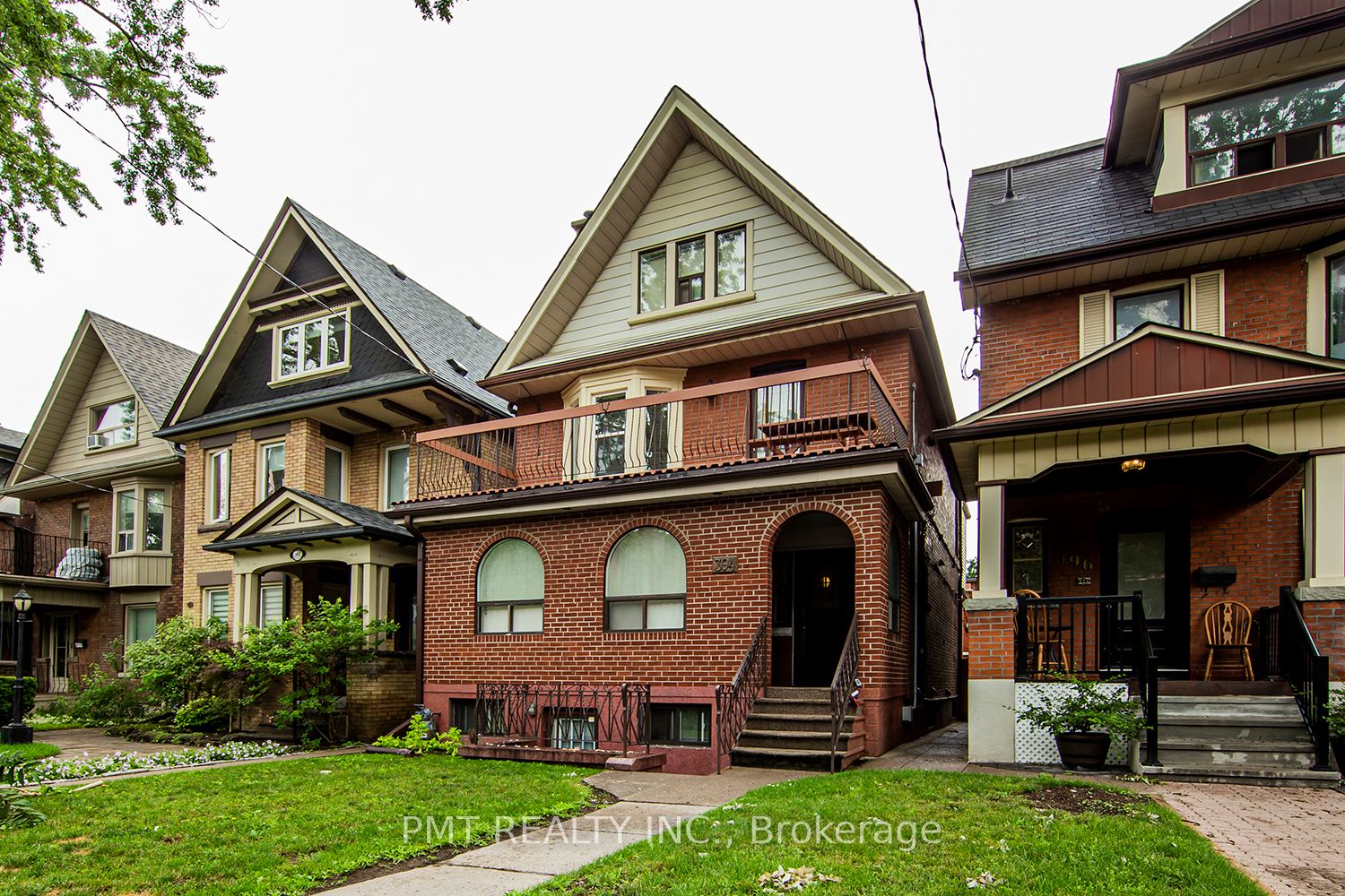 394 Sunnyside Ave Property Photo 25