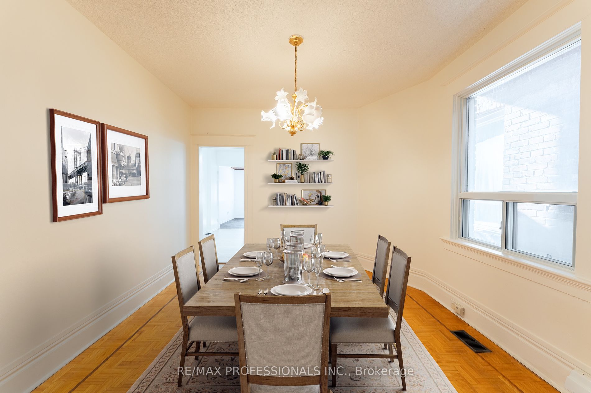 65 Macgregor Ave Property Photo 3