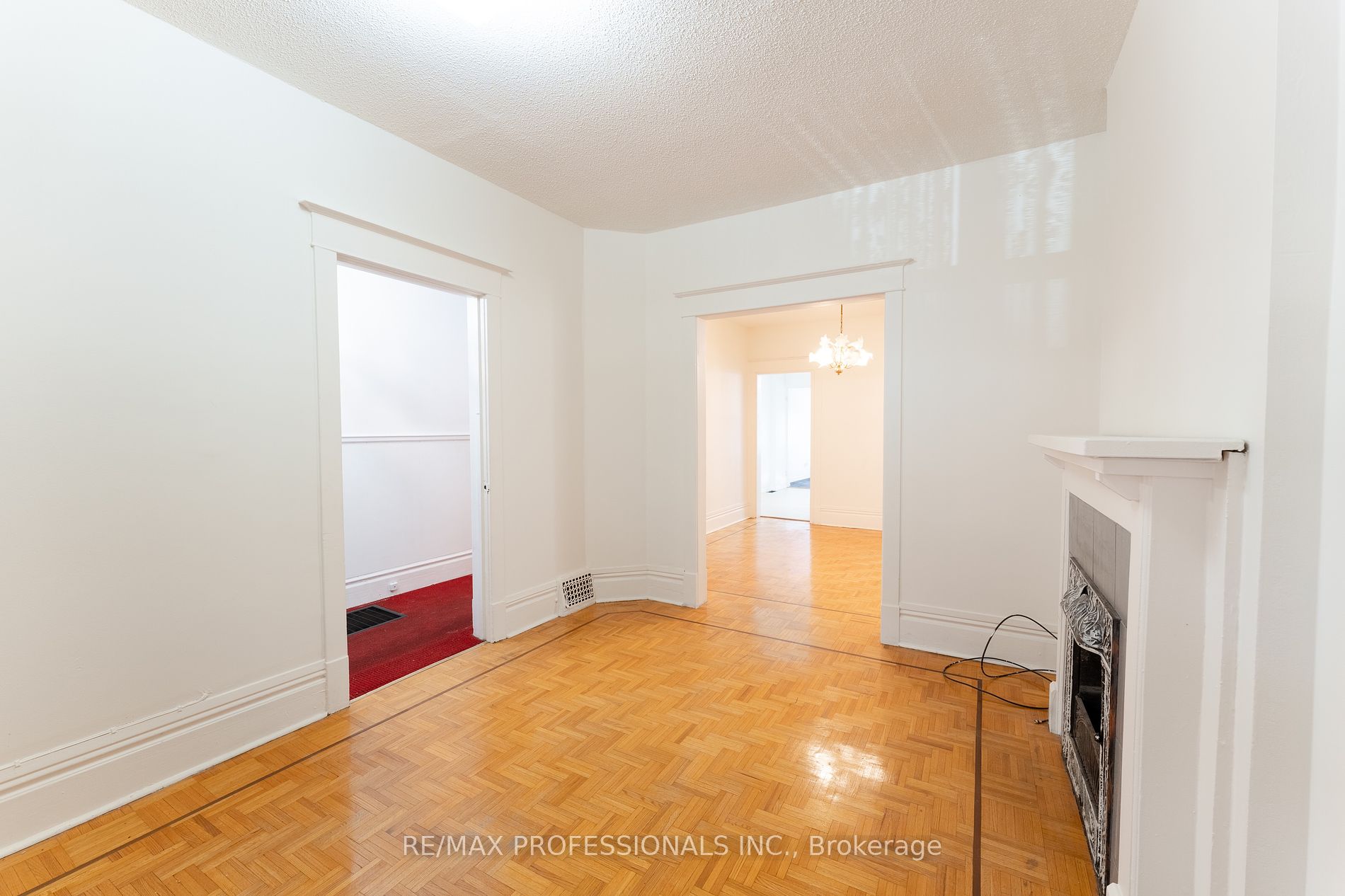 65 Macgregor Ave Property Photo 9
