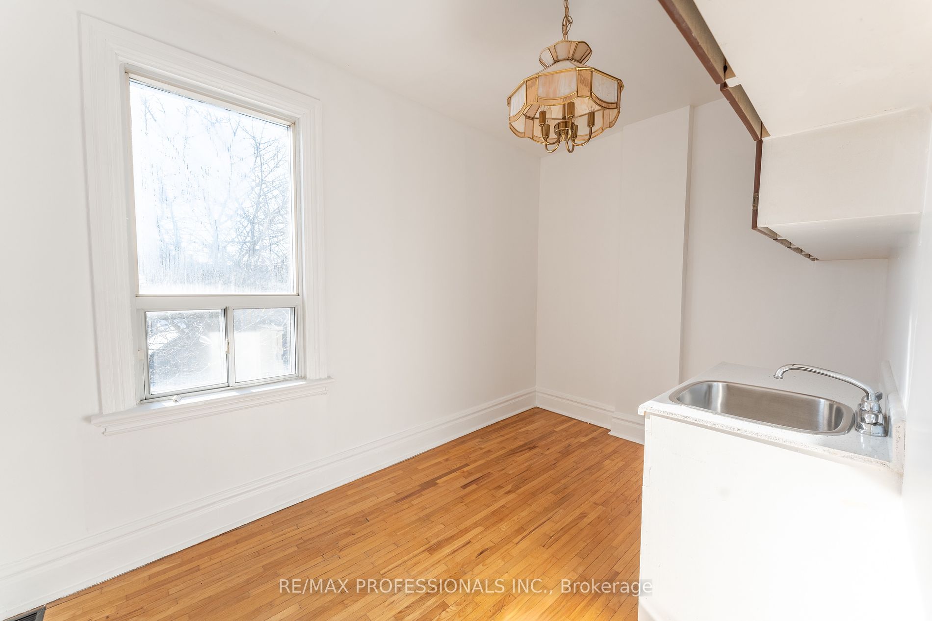 65 Macgregor Ave Property Photo 16