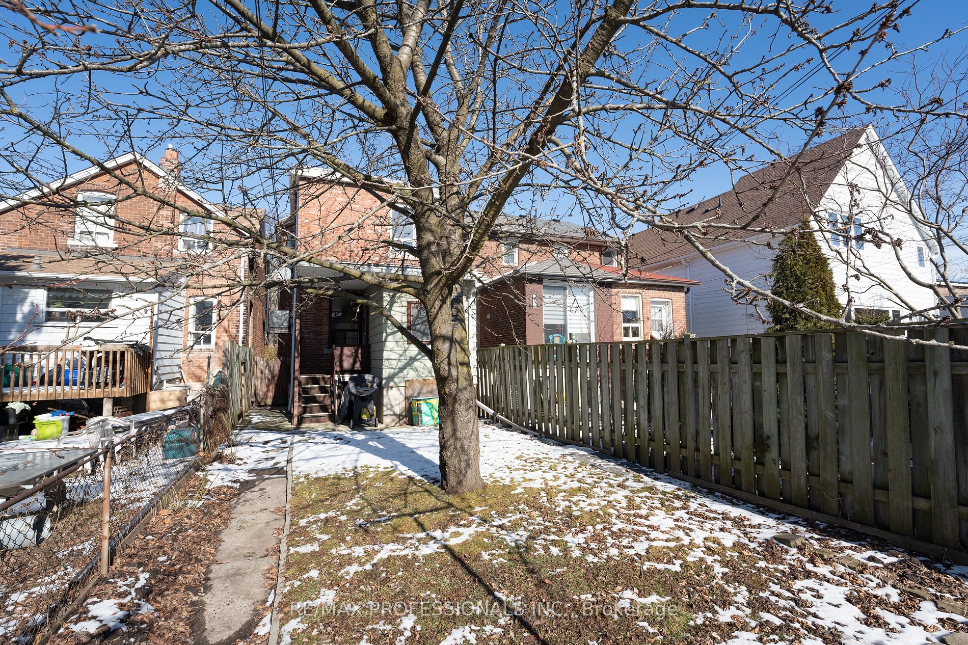 65 Macgregor Ave Property Photo 26