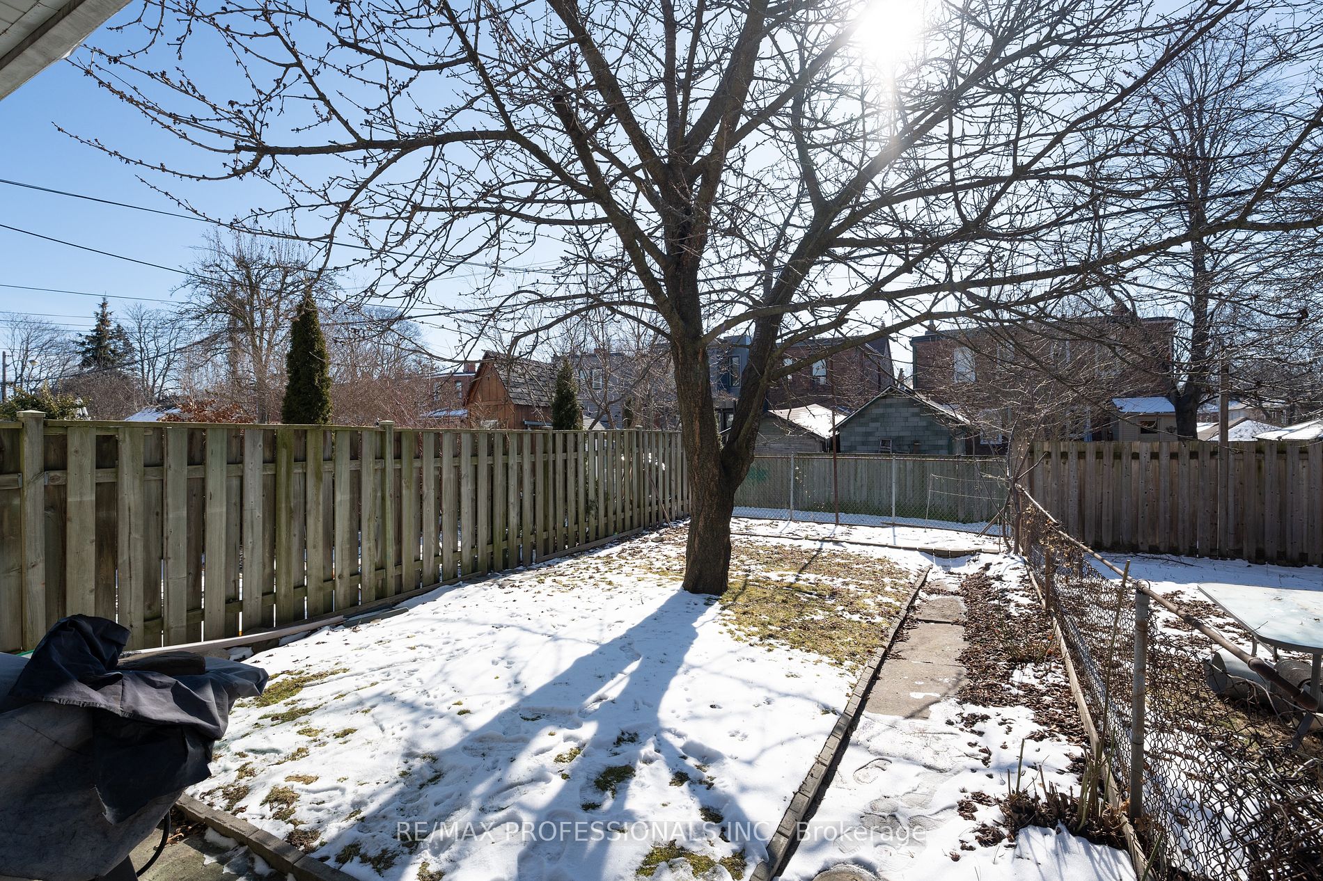 65 Macgregor Ave Property Photo 27