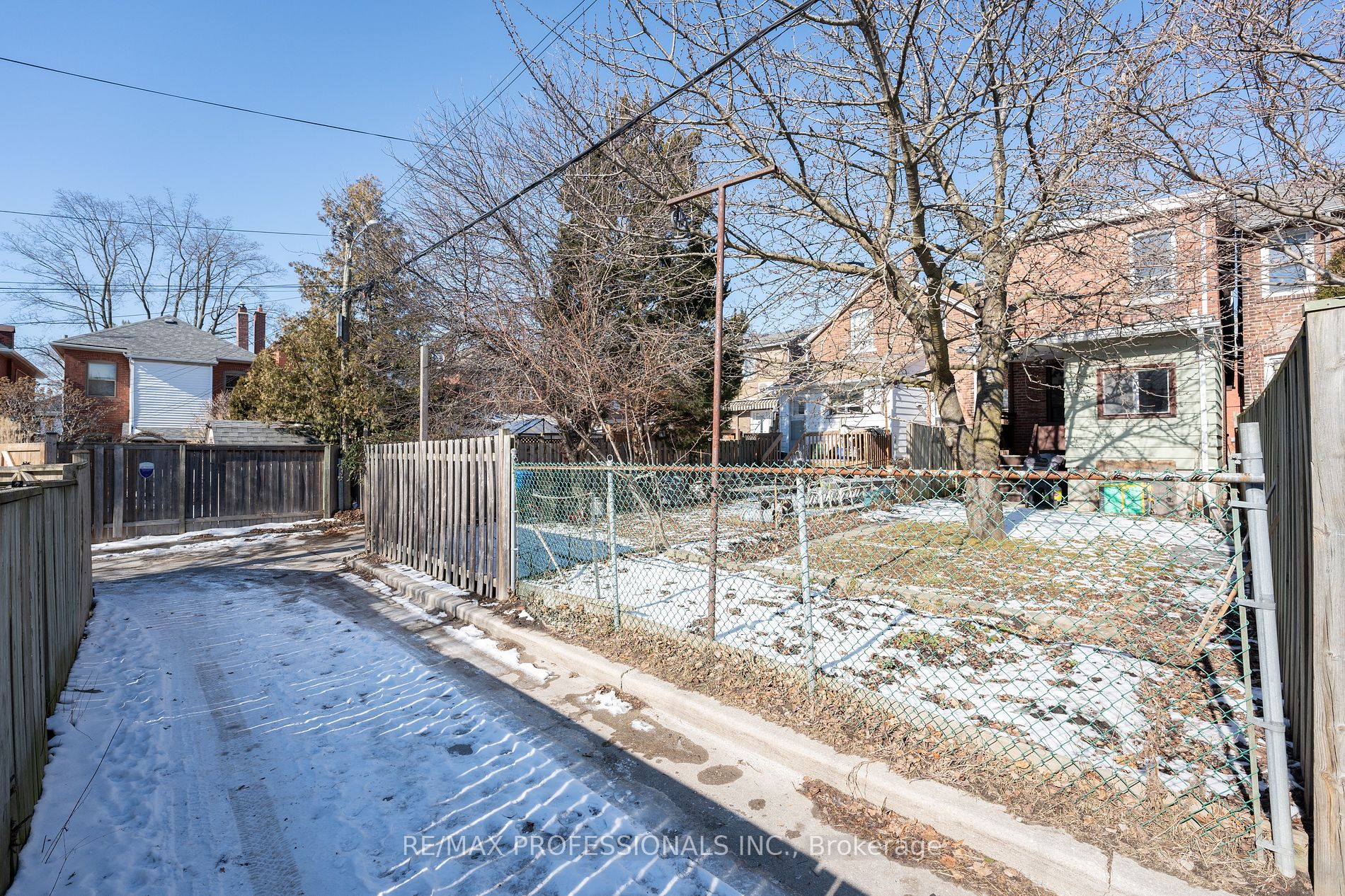 65 Macgregor Ave Property Photo 29