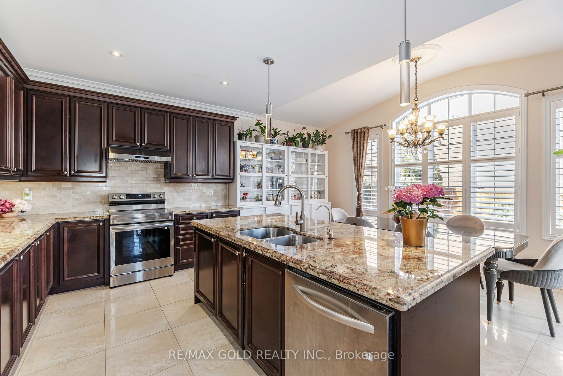 9 Scotchmere Cres Property Photo 16