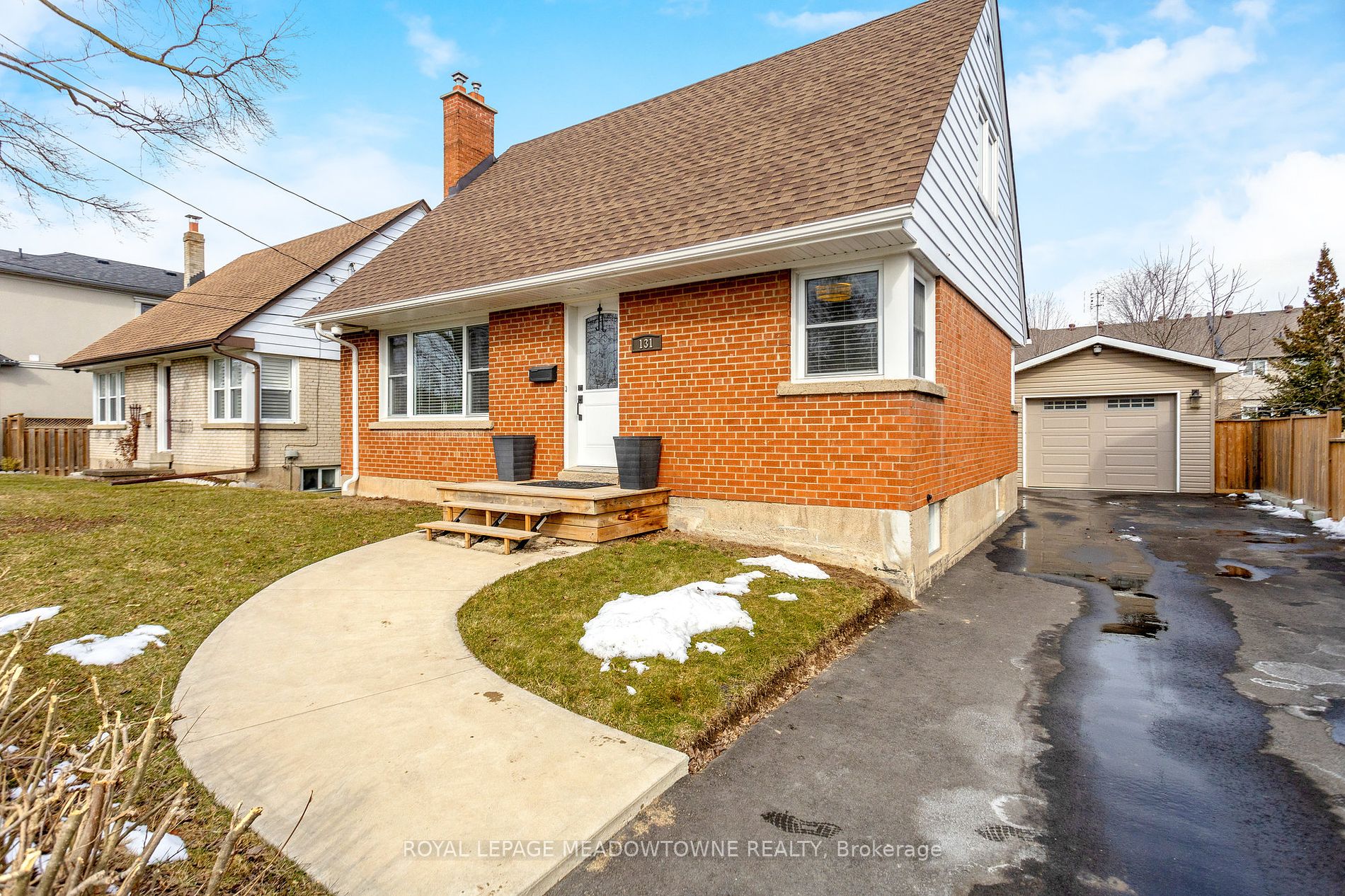 131 Bell St Property Photo 2