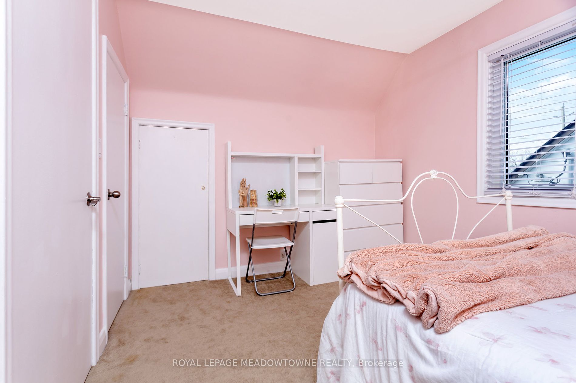131 Bell St Property Photo 26