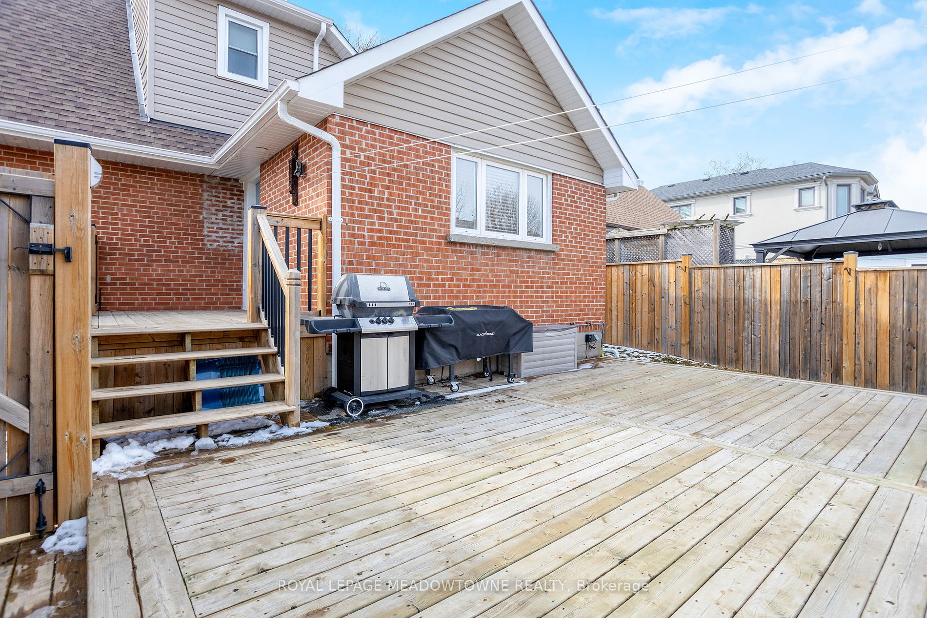 131 Bell St Property Photo 38