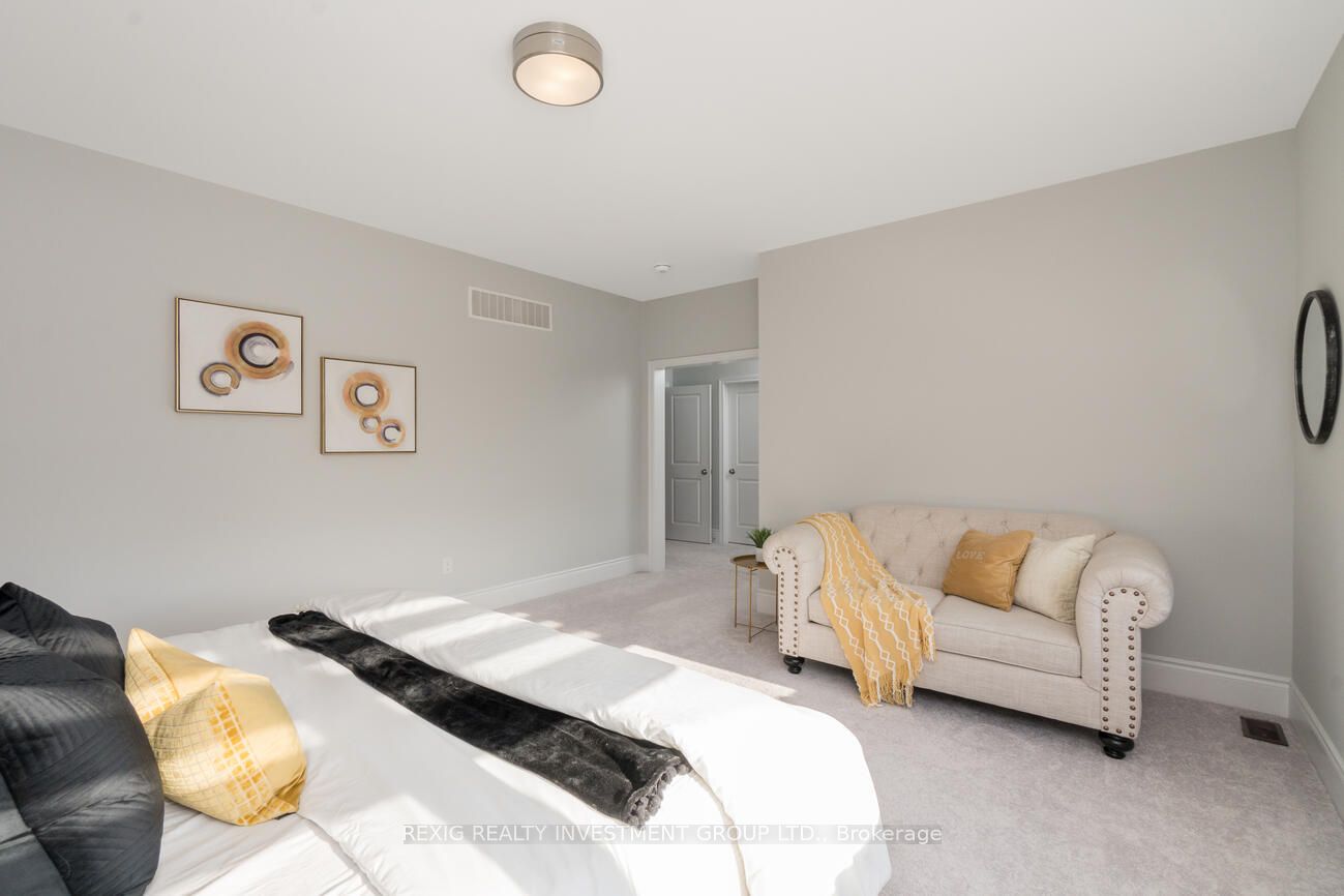 22 Arthur Griffin Cres Property Photo 22