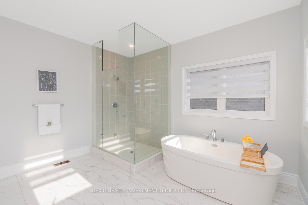 22 Arthur Griffin Cres Property Photo 25