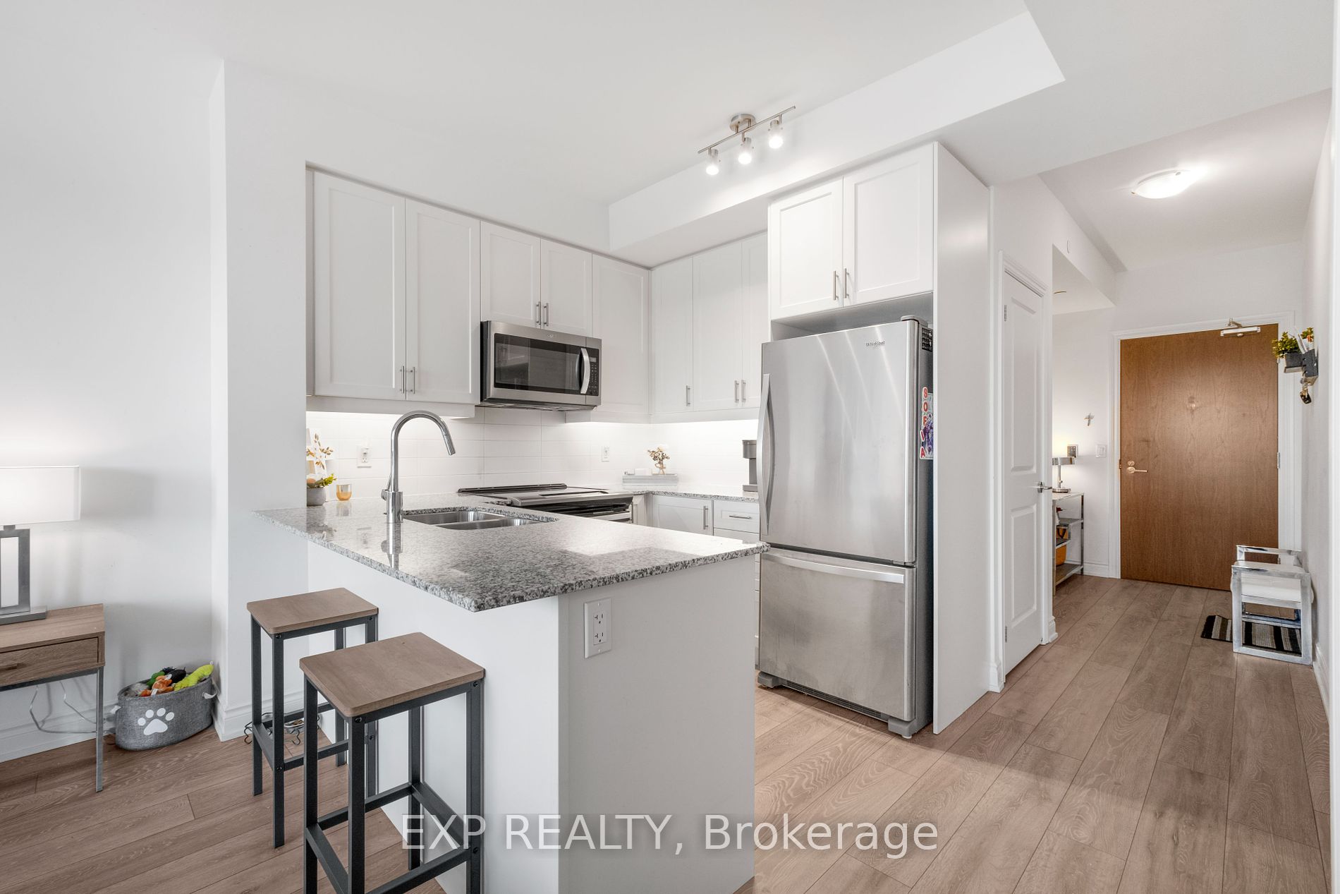 1050 Main St E 7 Property Photo 15