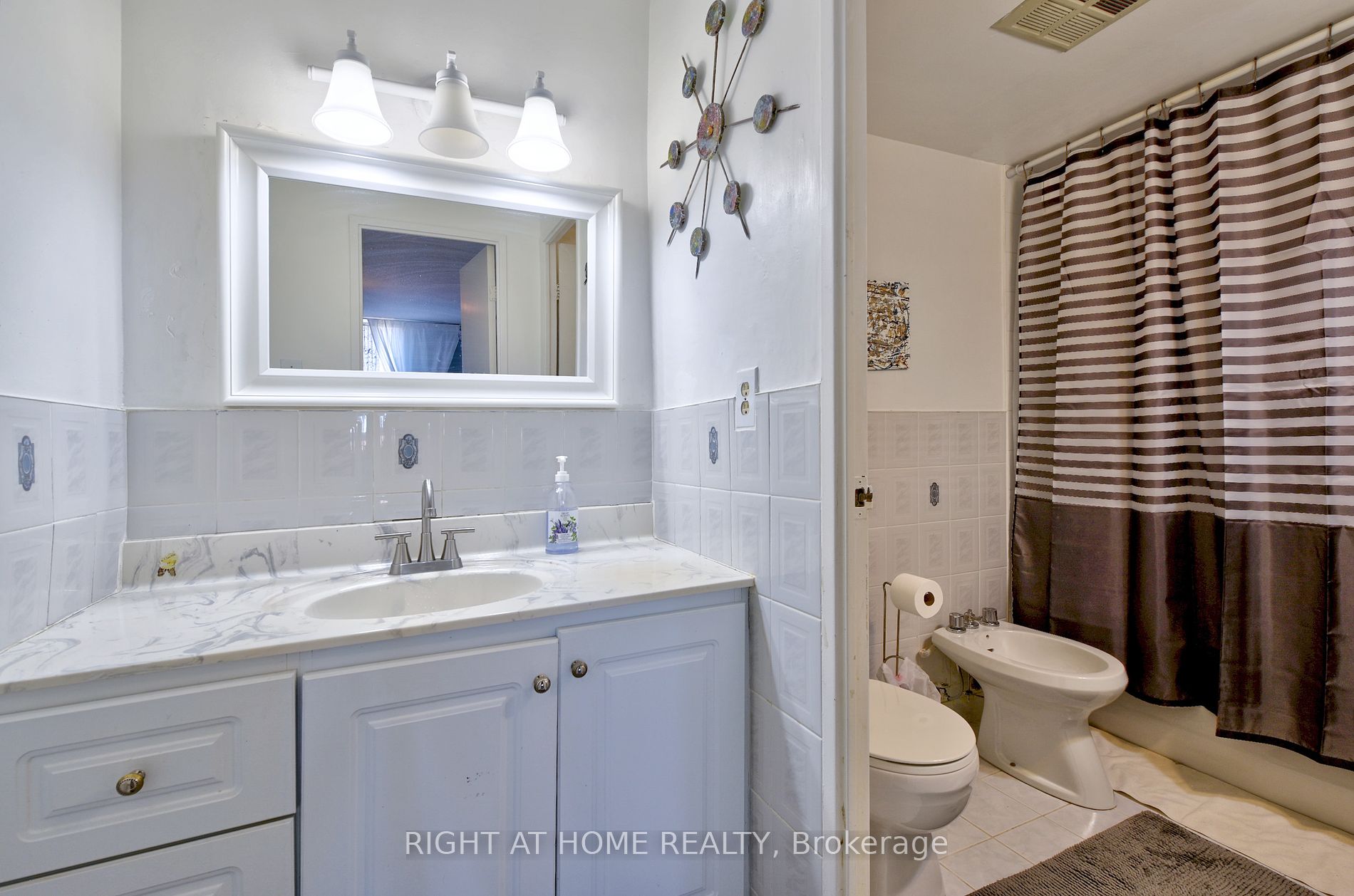 625 The West Mall 21 Property Photo 14