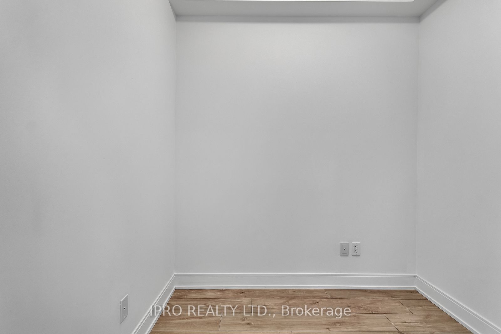 70 Annie Craig Dr 3 Property Photo 5