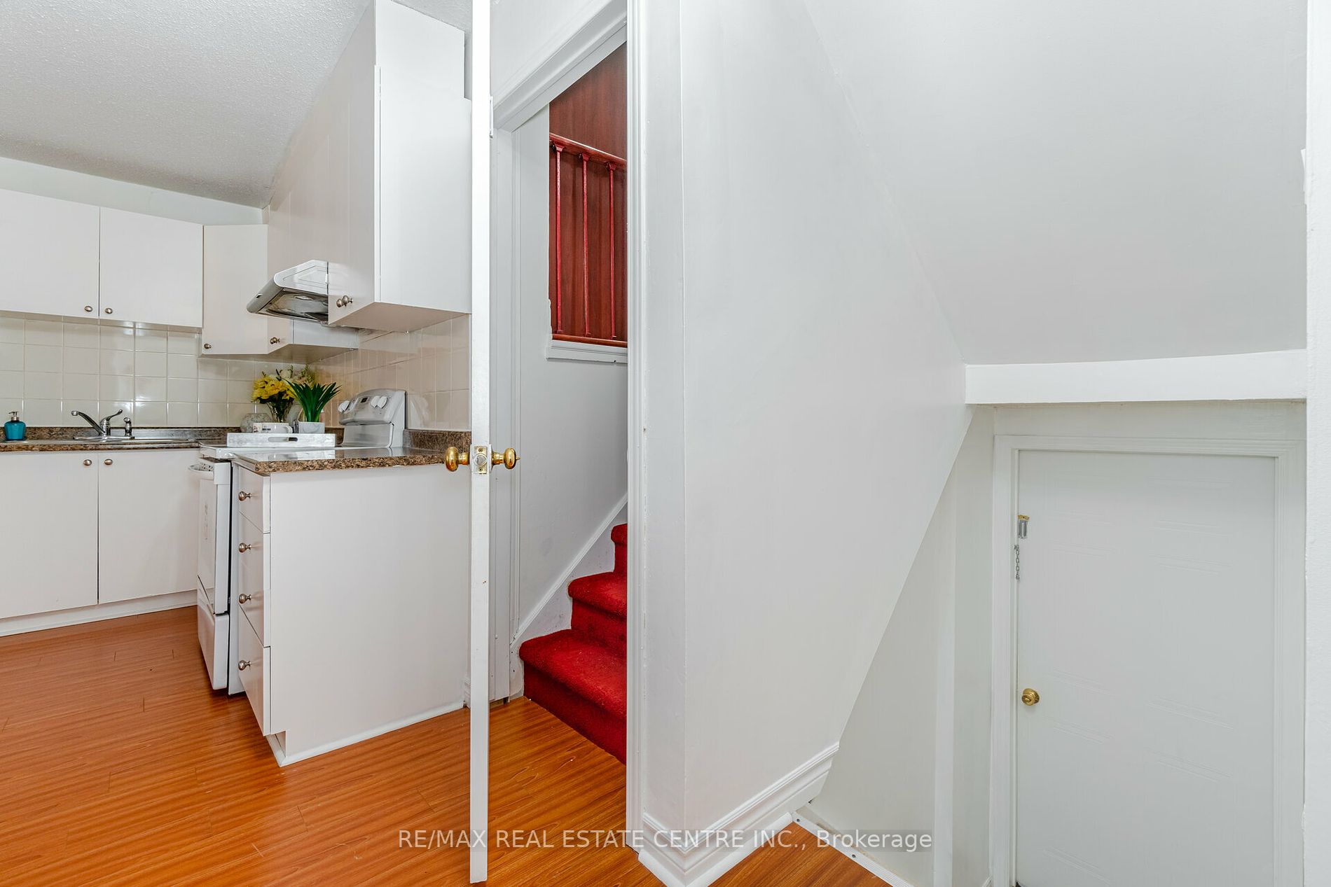 36 Judith Cres Property Photo 27