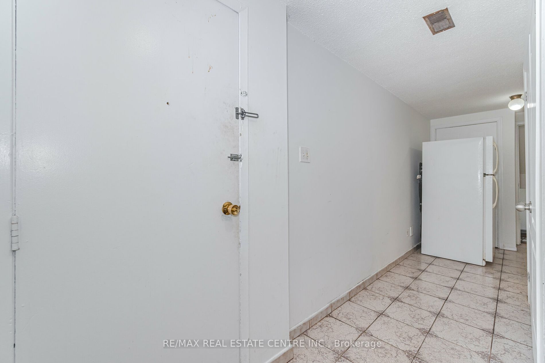 36 Judith Cres Property Photo 29