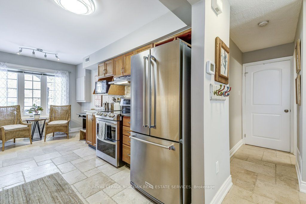 2110 Cleaver Ave 9 Property Photo 4