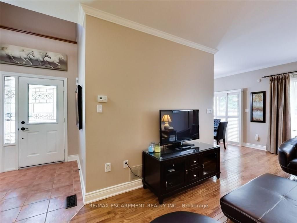 1019 North Shore Blvd E 15 Property Photo 11