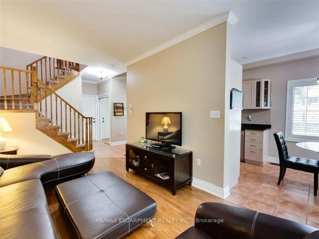 1019 North Shore Blvd E 15 Property Photo 15