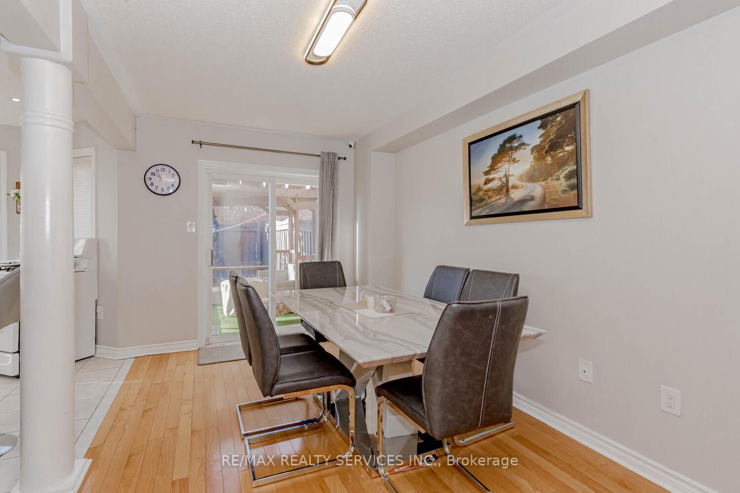 40 Manorwood Crt Property Photo 14