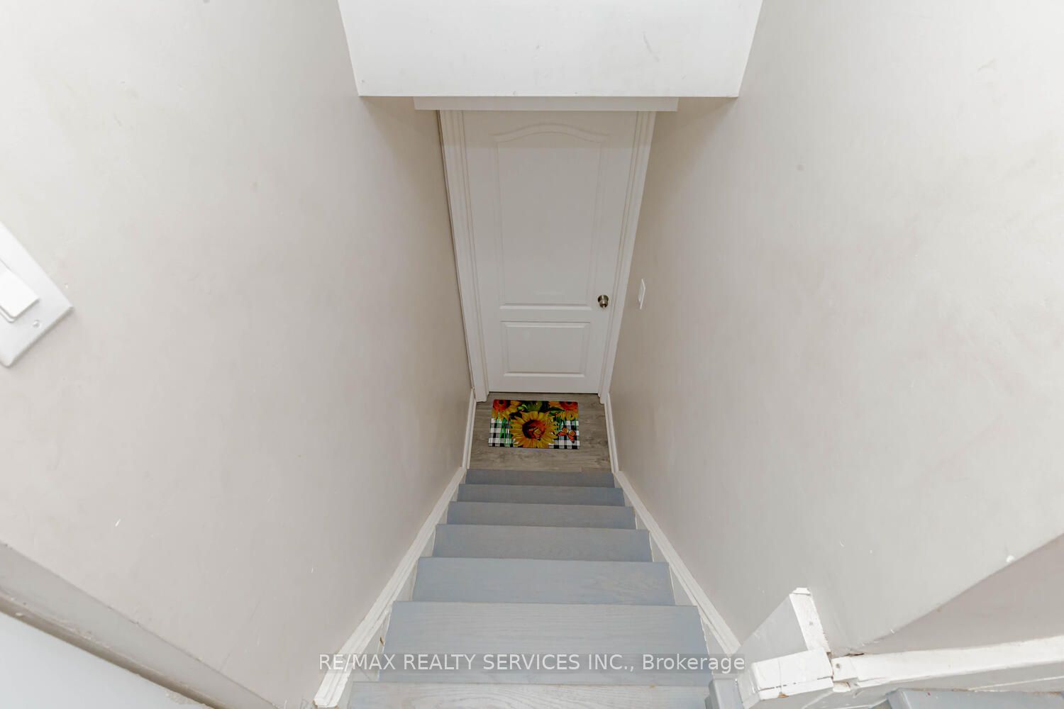 40 Manorwood Crt Property Photo 29