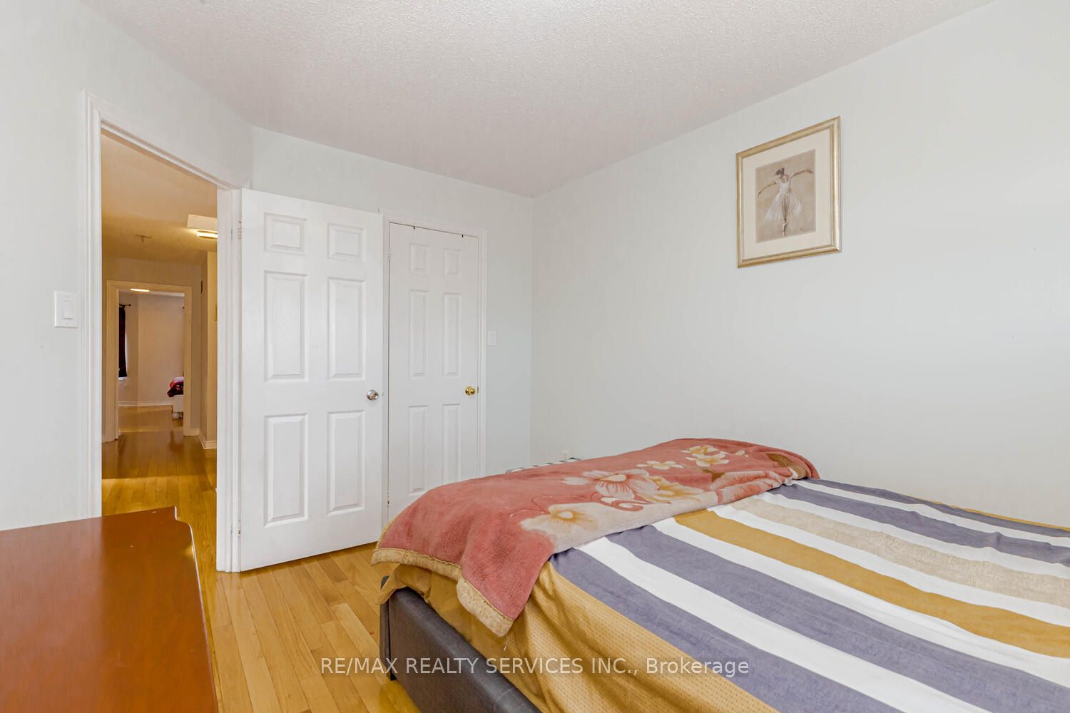 40 Manorwood Crt Property Photo 30