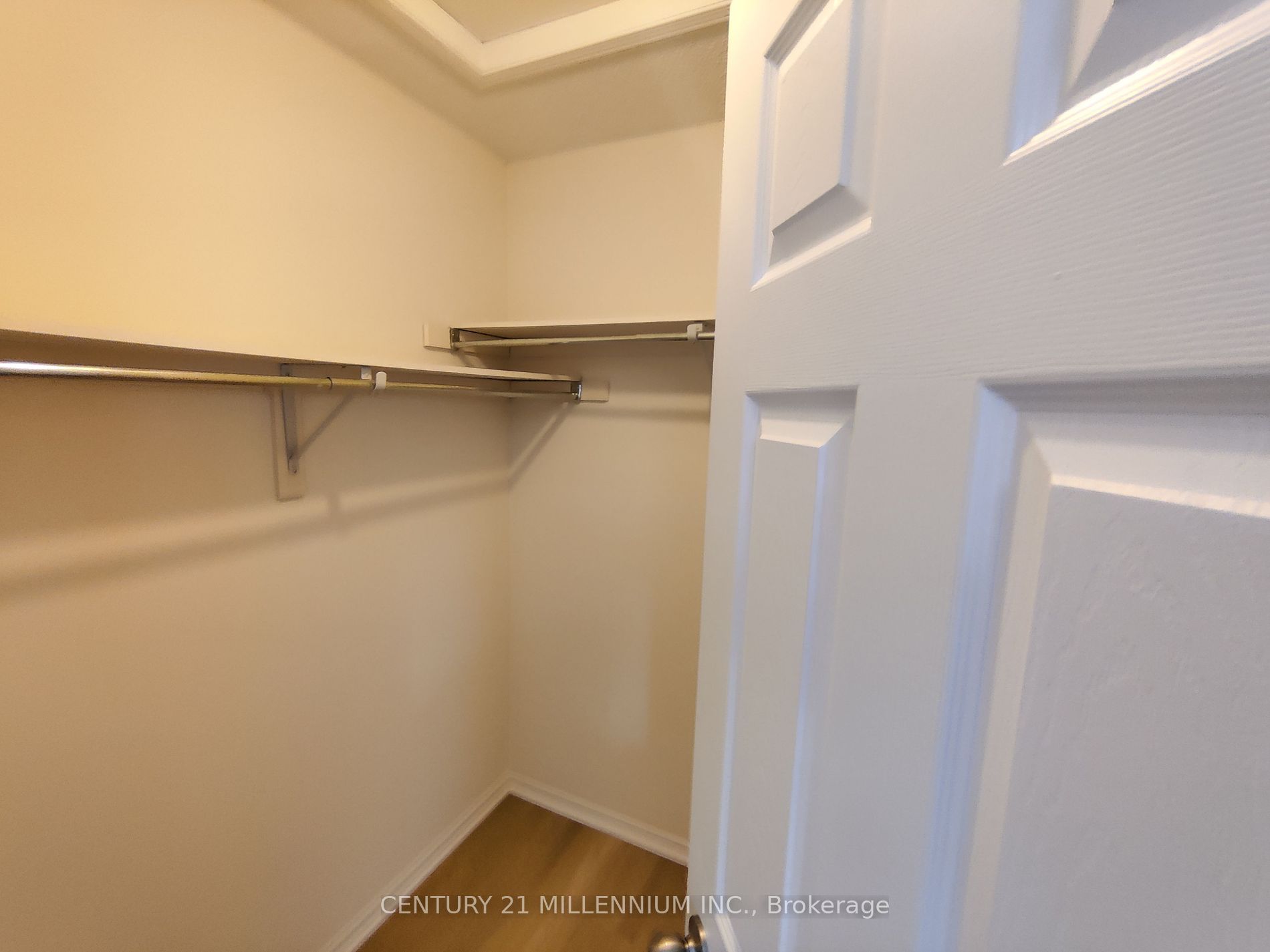 221 Twelfth St 76 Property Photo 13