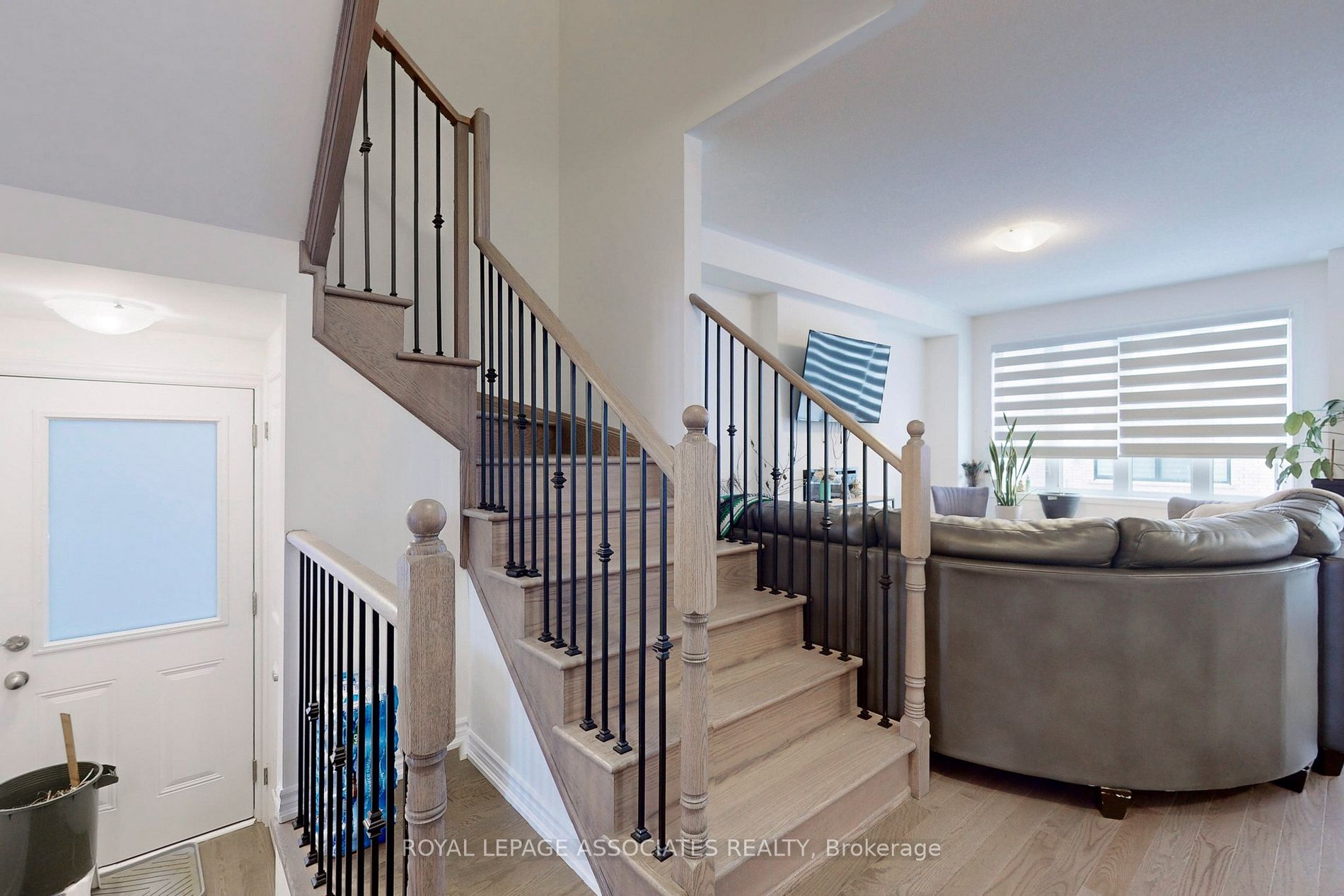 15 Coulterville Dr Property Photo 18