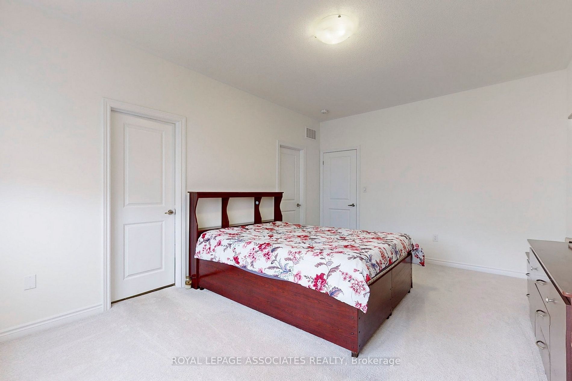 15 Coulterville Dr Property Photo 20