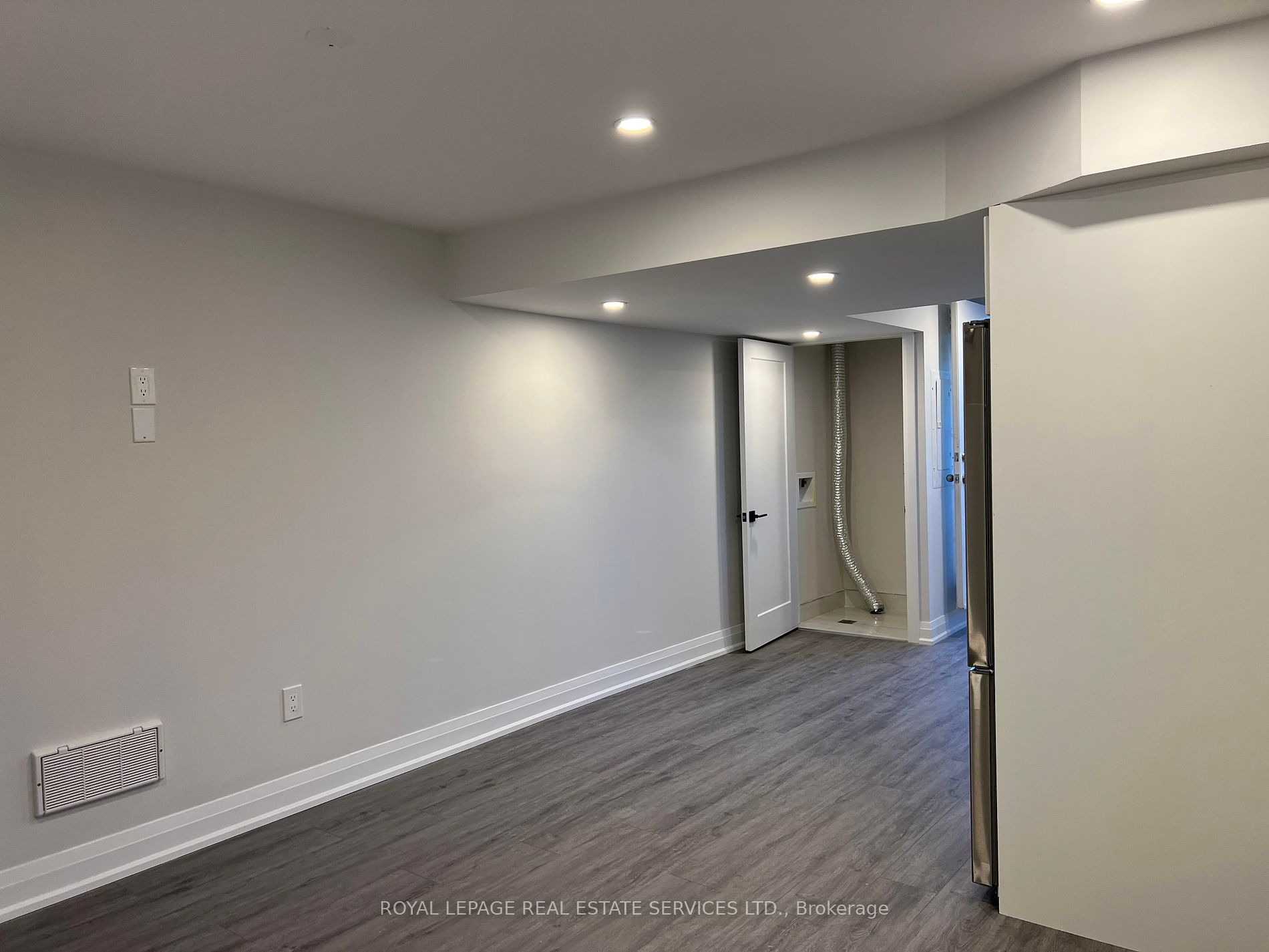 506 Kennedy Circ Property Photo 5