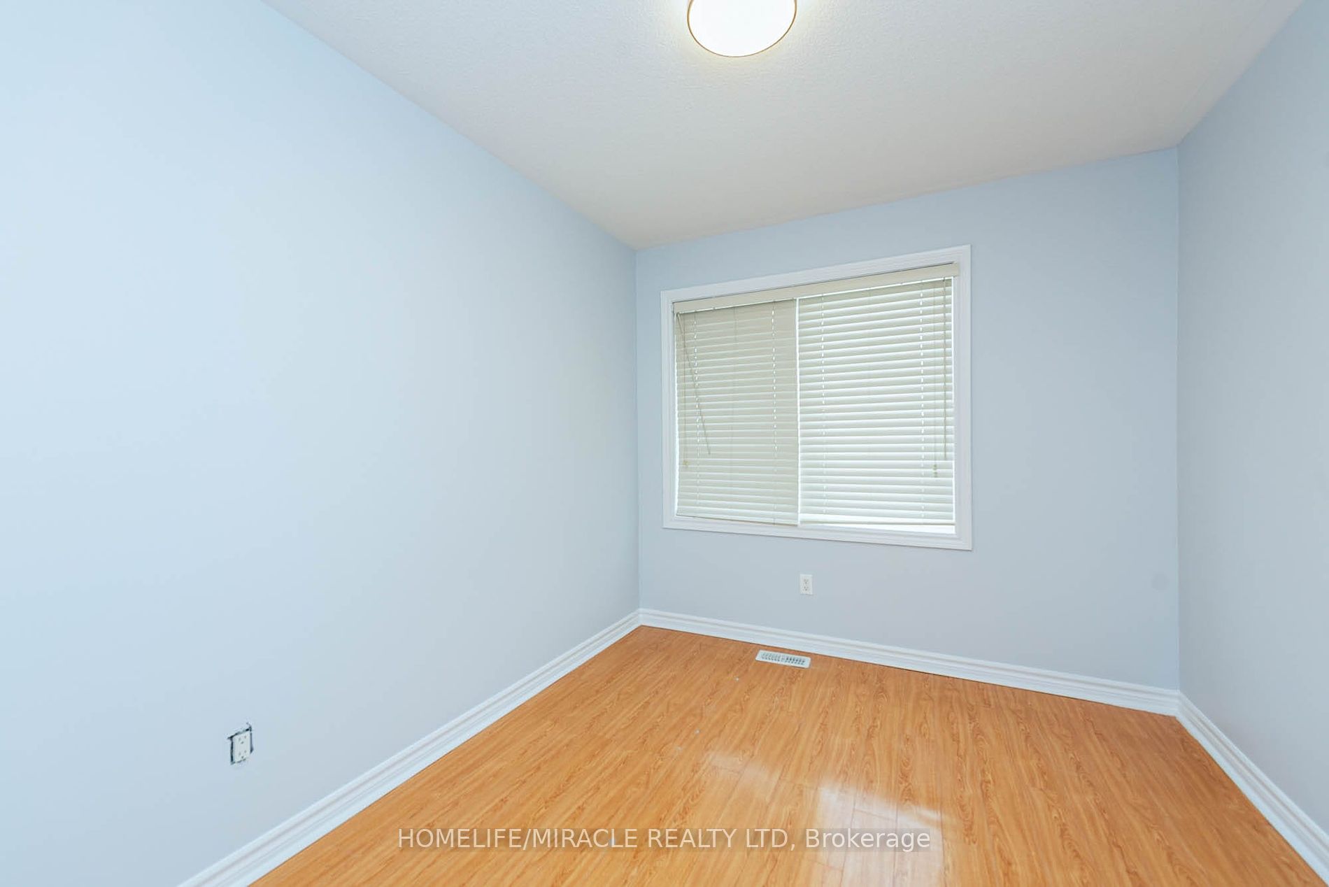 80 Magdalene Cres Property Photo 16