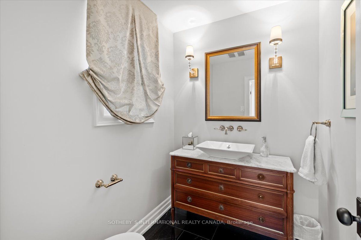7 Kenning Pl Property Photo 7