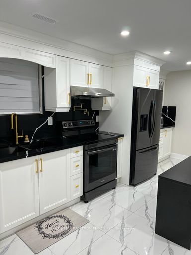 6567 Treviso Terr Property Photo 4