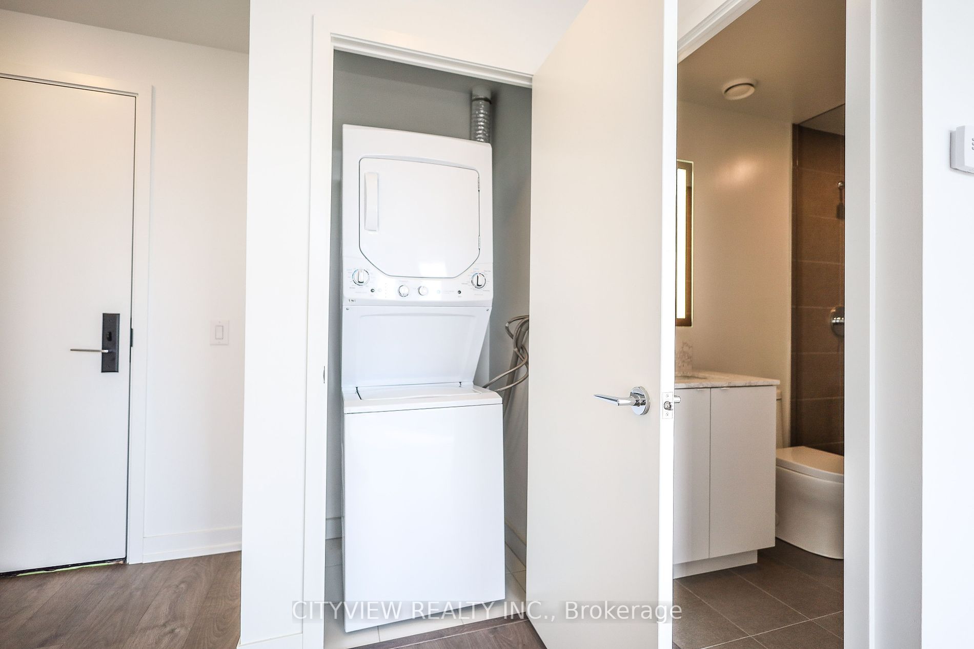 270 Dufferin St 04 Property Photo 22