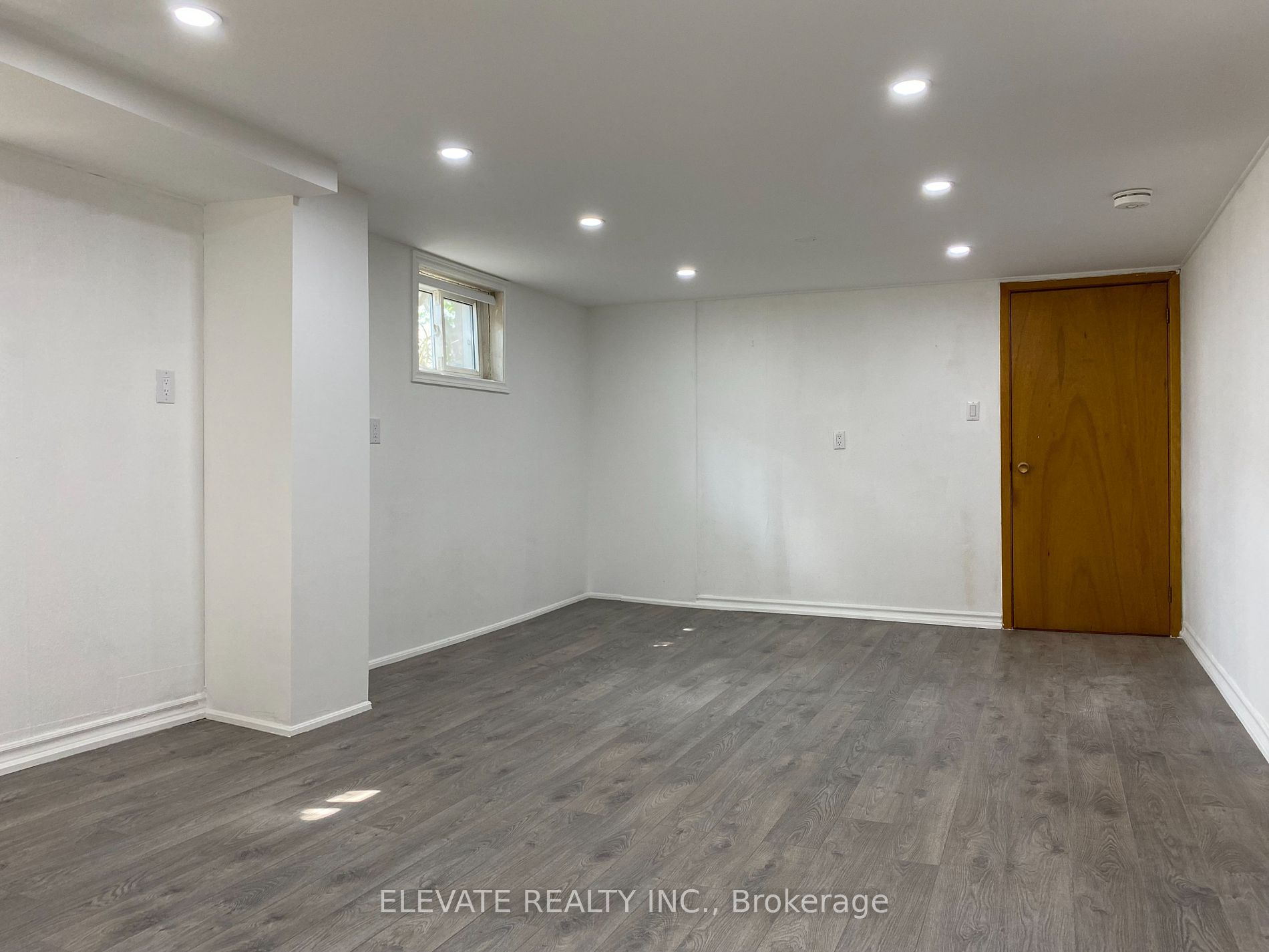 121 Lothian Ave Property Photo 15