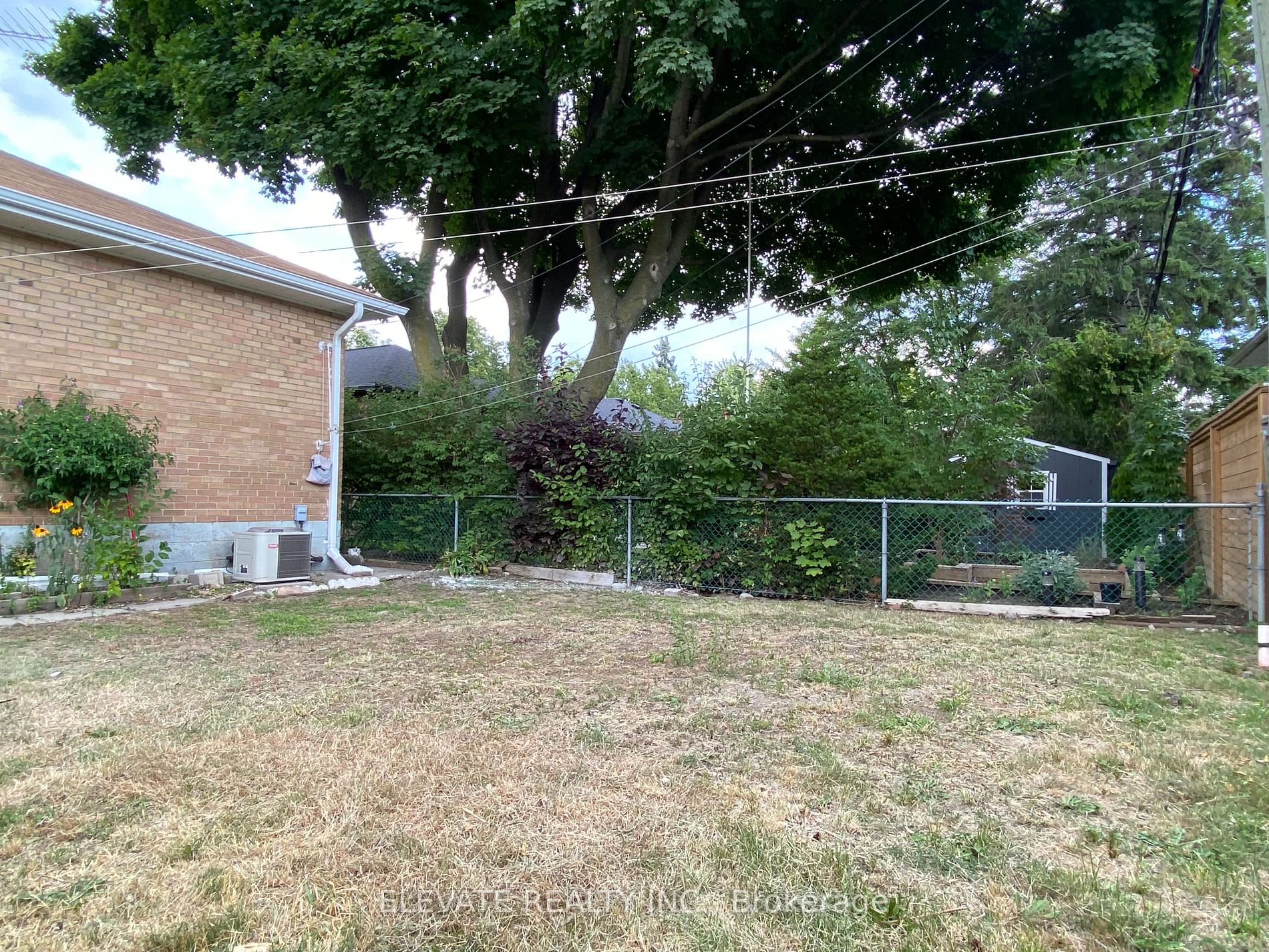 121 Lothian Ave Property Photo 21