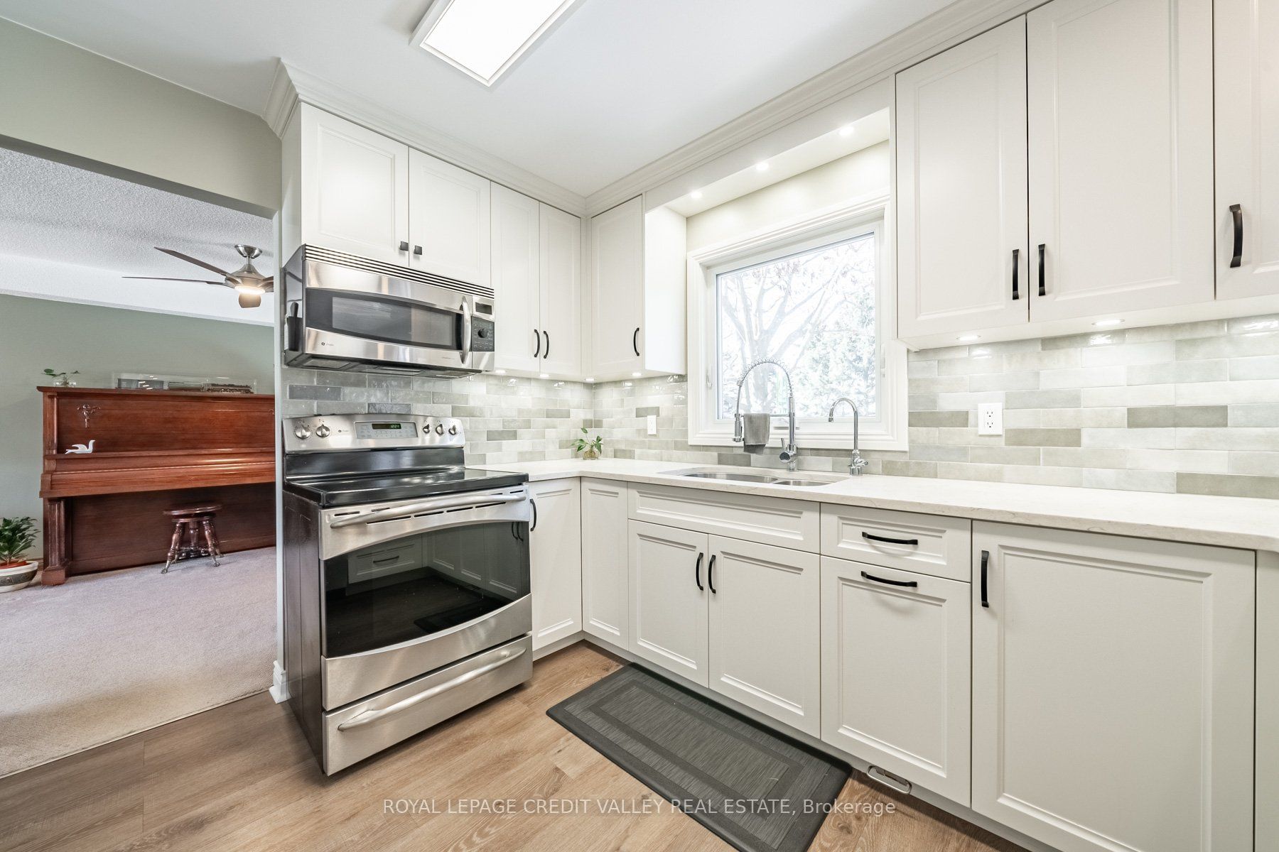 18 Kevinwood Dr Property Photo 8