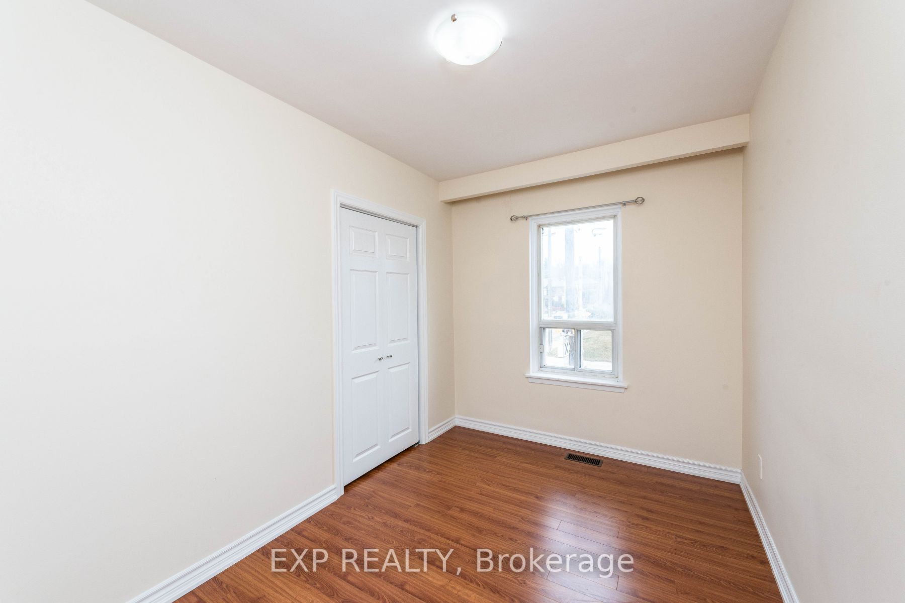 86 Caledonia Rd Property Photo 13