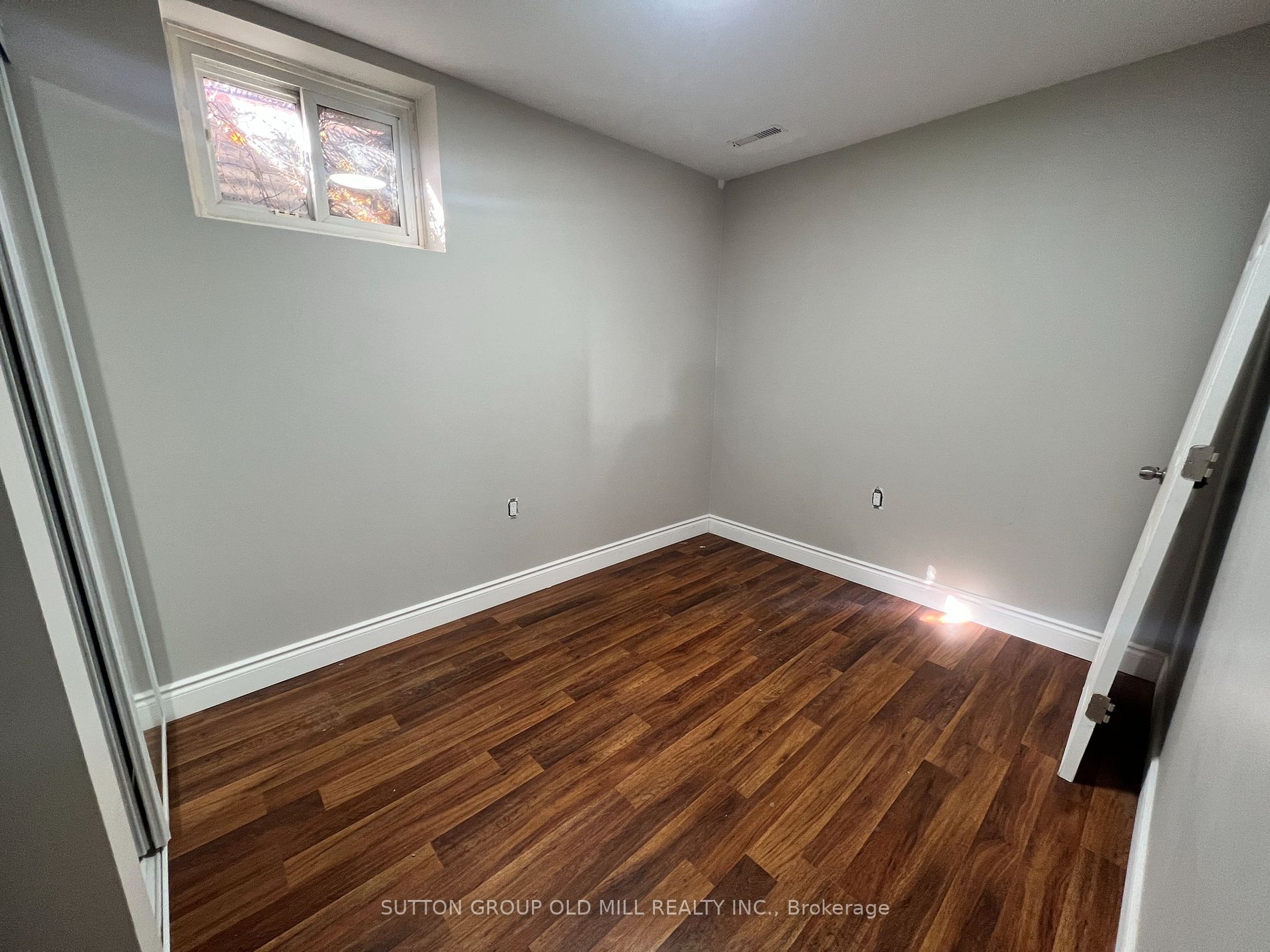 W8094880 Property Photo 1